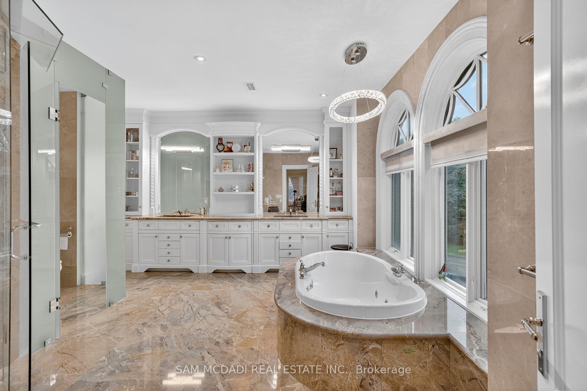 Photo 28 of 432 Bob-O-Link Road, Mississauga, Clarkson — HOMEH