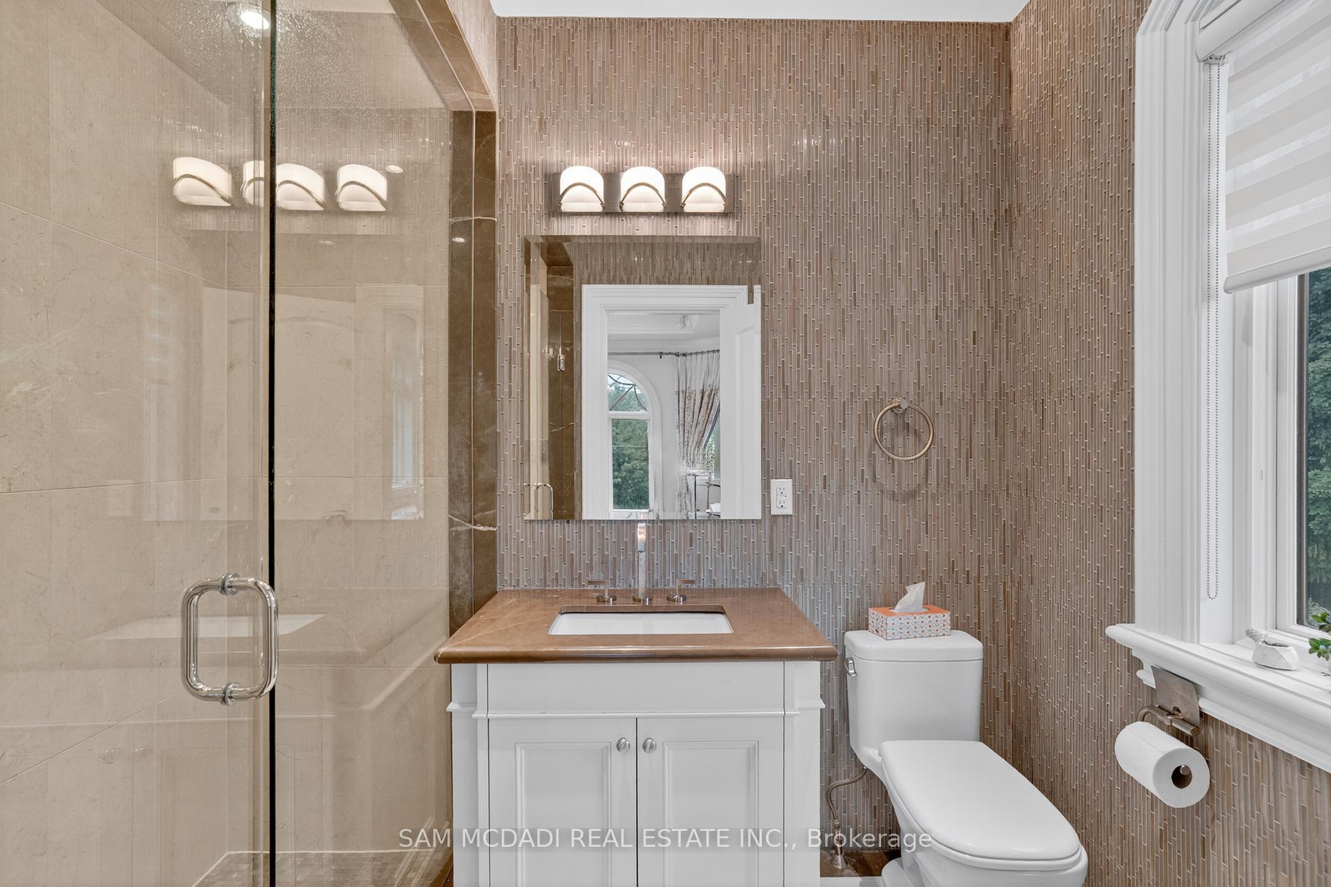 Photo 36 of 432 Bob-O-Link Road, Mississauga, Clarkson — HOMEH