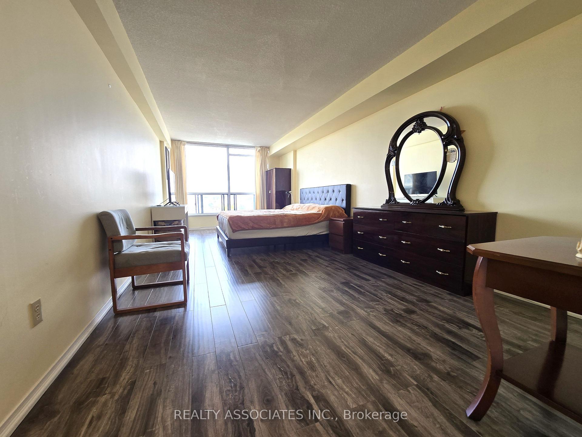 Photo 13 of Unit 1107, 4727 Sheppard Avenue E, Scarborough, Agincourt South-Malvern West — HOMEH