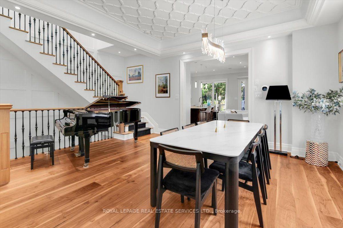Photo 8 of 40 Divadale Drive, Toronto, Leaside — HOMEH