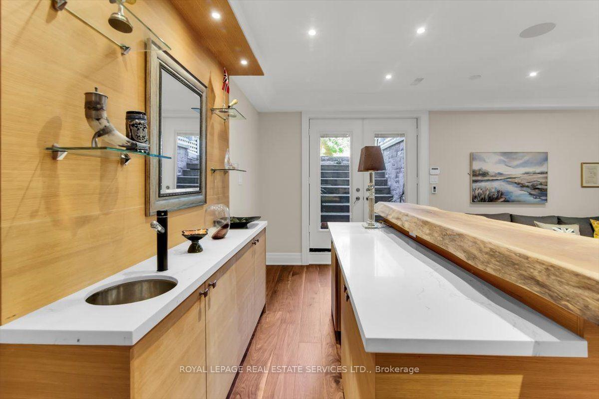 Photo 33 of 40 Divadale Drive, Toronto, Leaside — HOMEH