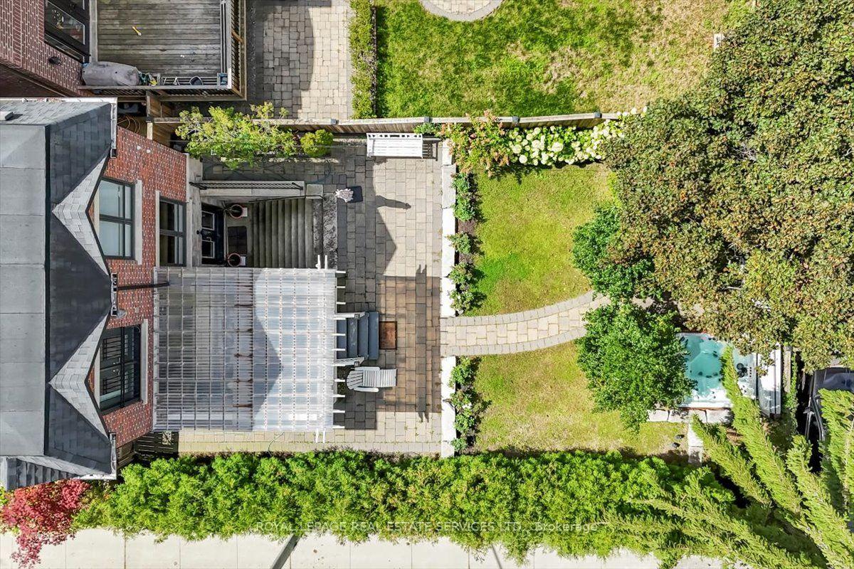 Photo 49 of 40 Divadale Drive, Toronto, Leaside — HOMEH