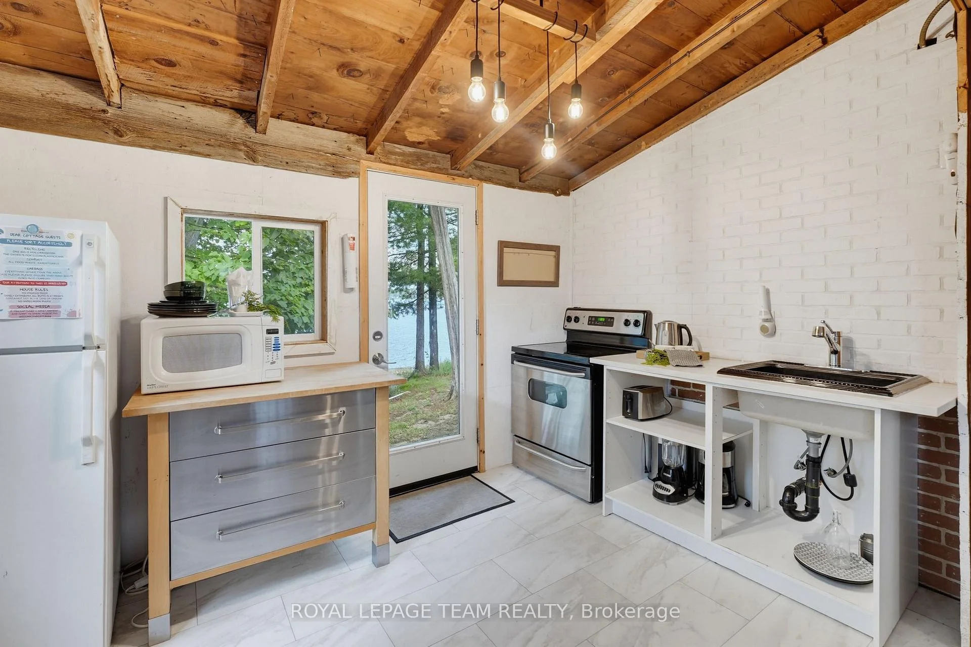 Photo 42 of 754 Forest Park Road, Laurentian Valley, Laurentian Valley — HOMEH