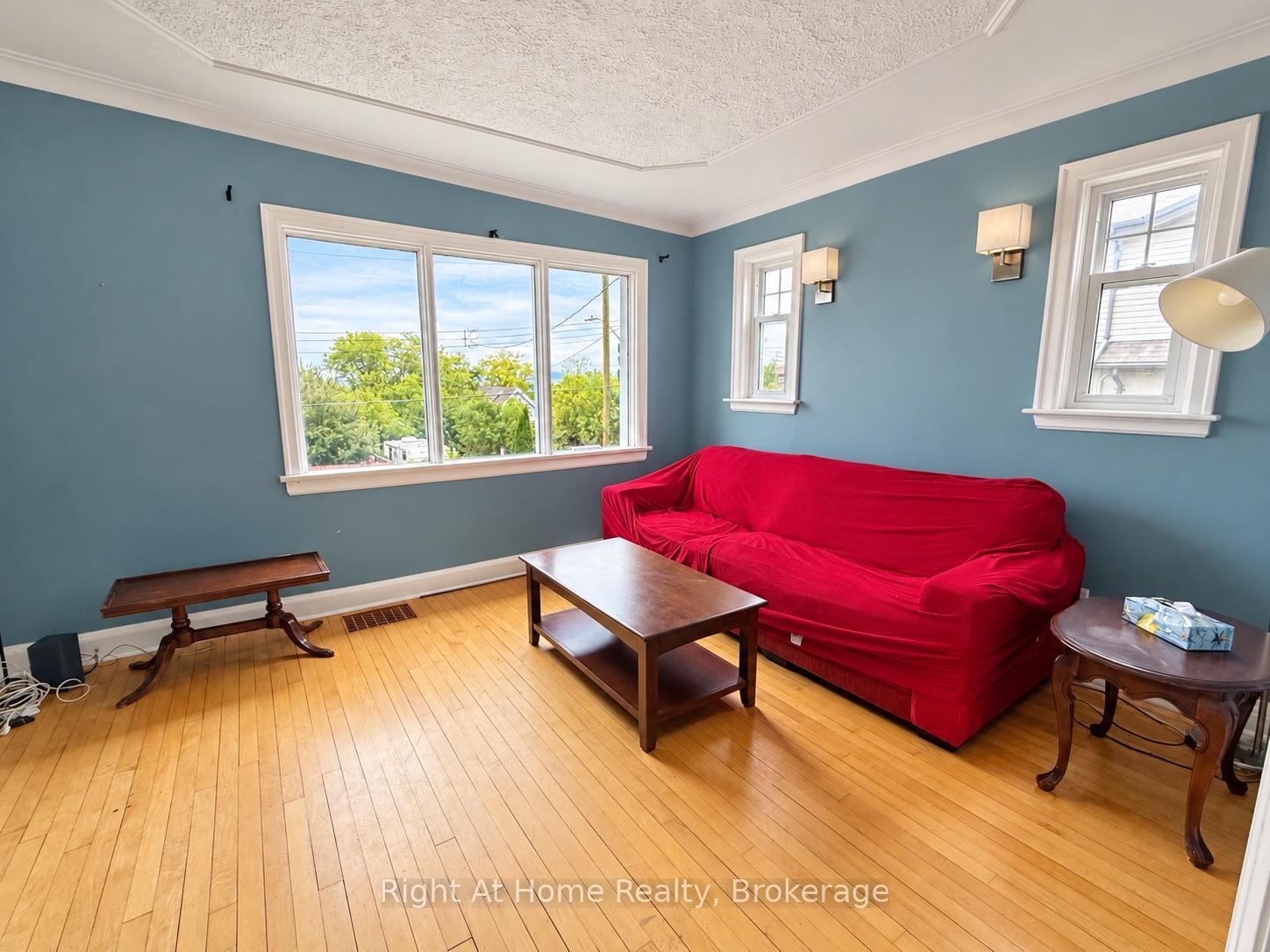 Photo 9 of 28 Dixon Street, Thunder Bay, Court / Cumberland — HOMEH