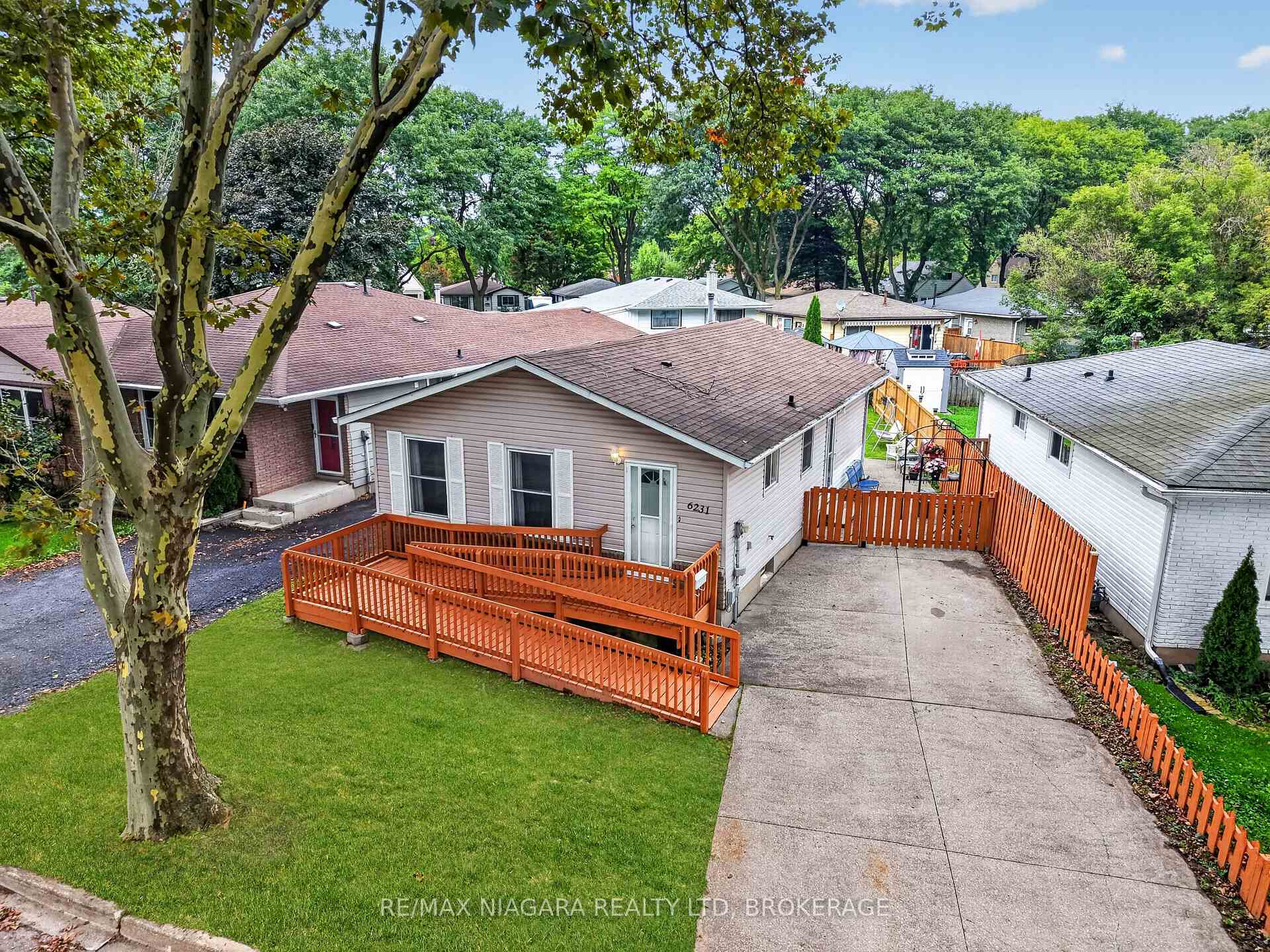 Photo of 6231 Johnson Drive
