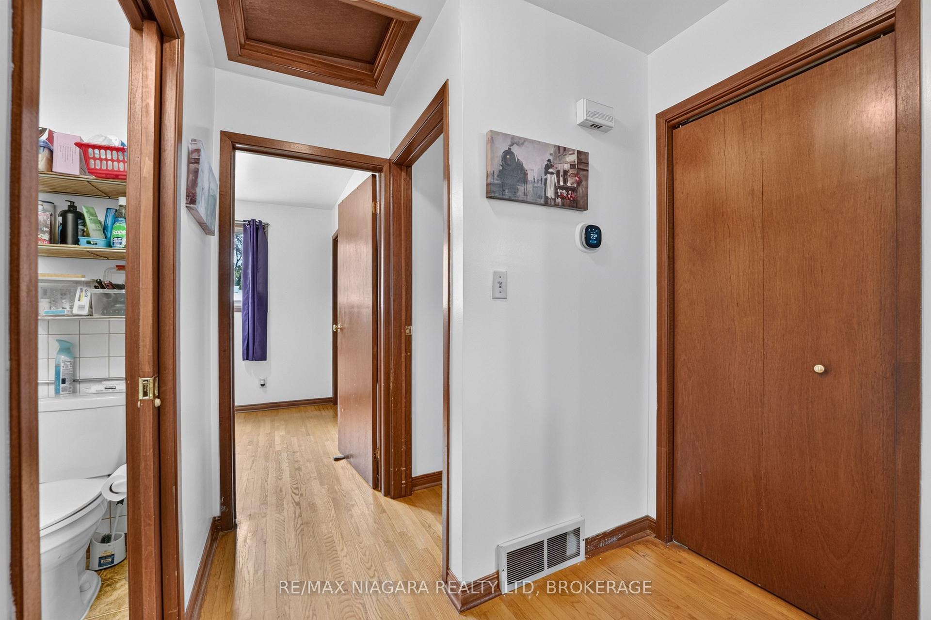 Photo 15 of 6231 Johnson Drive, Niagara Falls, Church's Lane — HOMEH