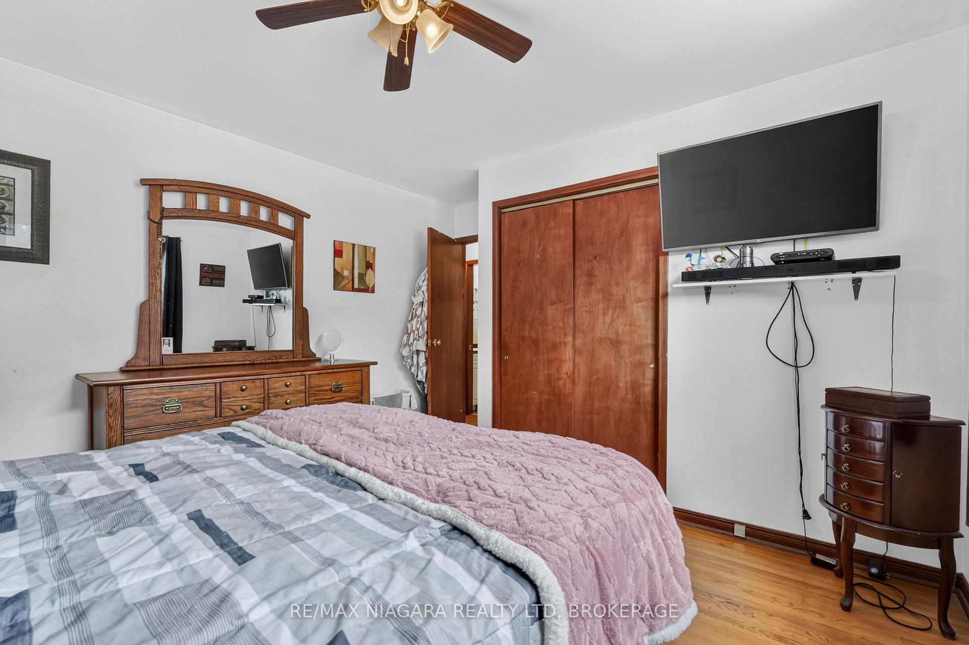 Photo 19 of 6231 Johnson Drive, Niagara Falls, Church's Lane — HOMEH