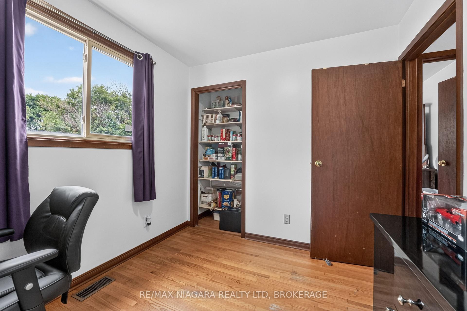 Photo 21 of 6231 Johnson Drive, Niagara Falls, Church's Lane — HOMEH