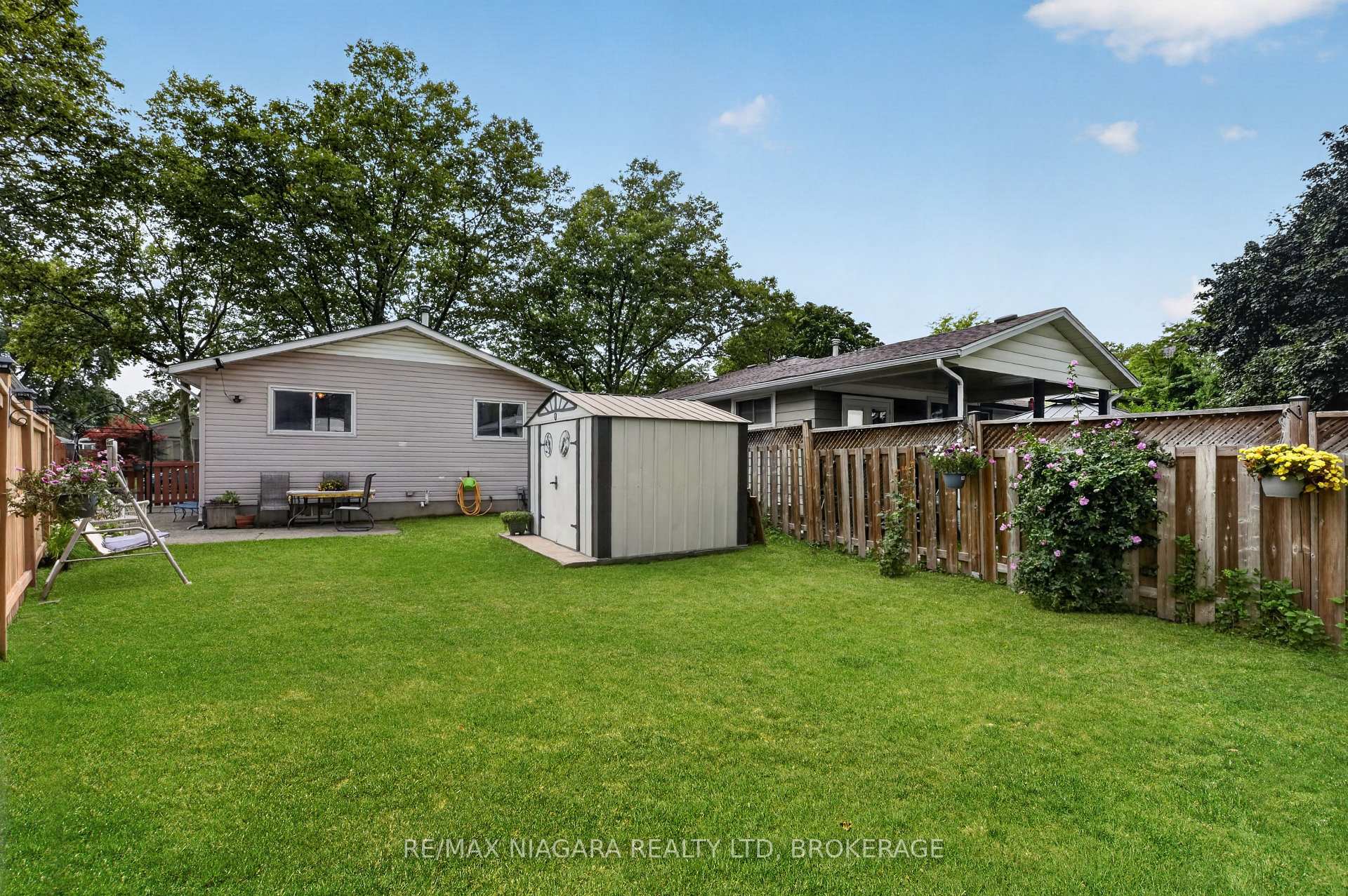 Photo 35 of 6231 Johnson Drive, Niagara Falls, Church's Lane — HOMEH