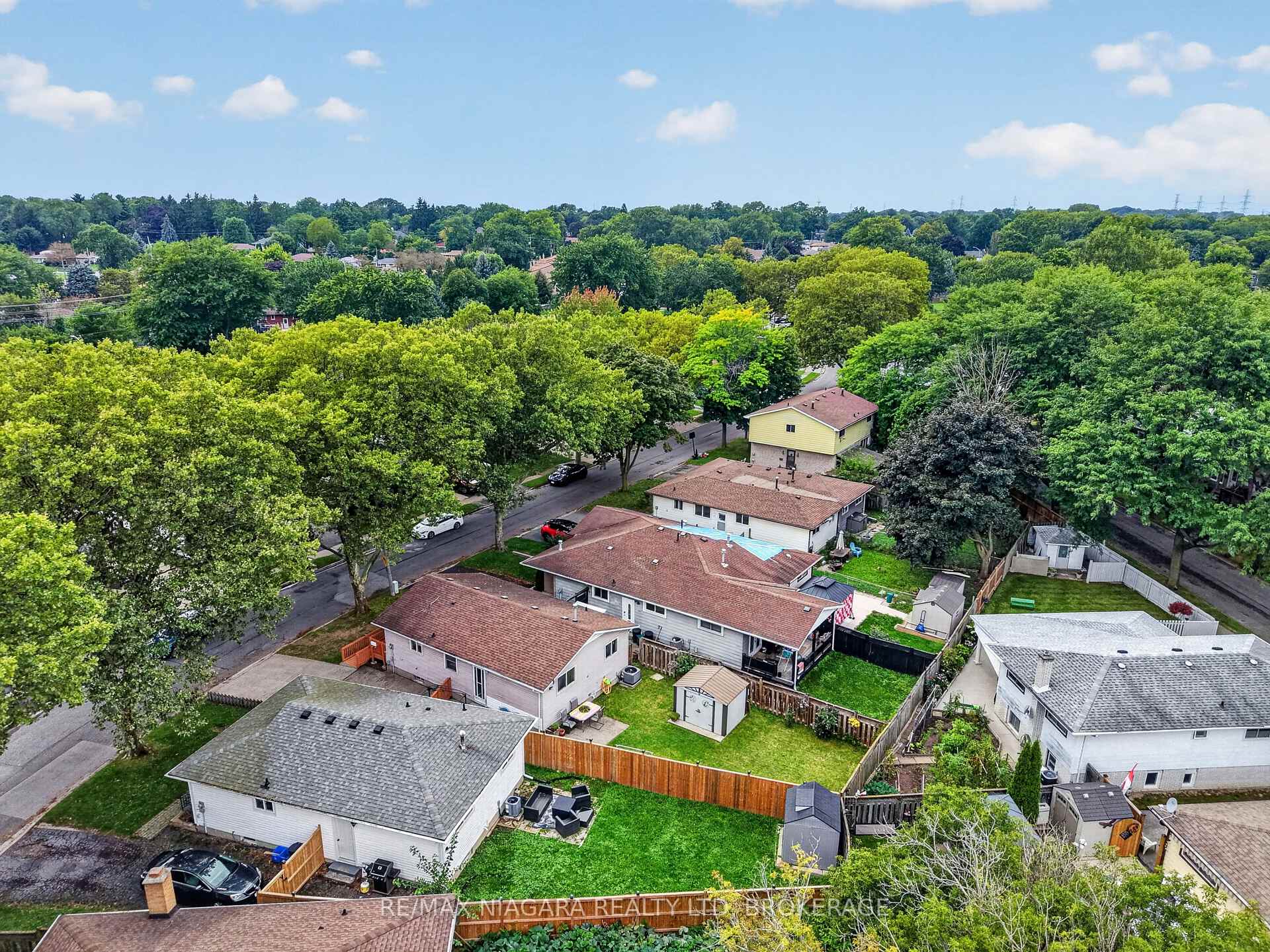Photo 41 of 6231 Johnson Drive, Niagara Falls, Church's Lane — HOMEH