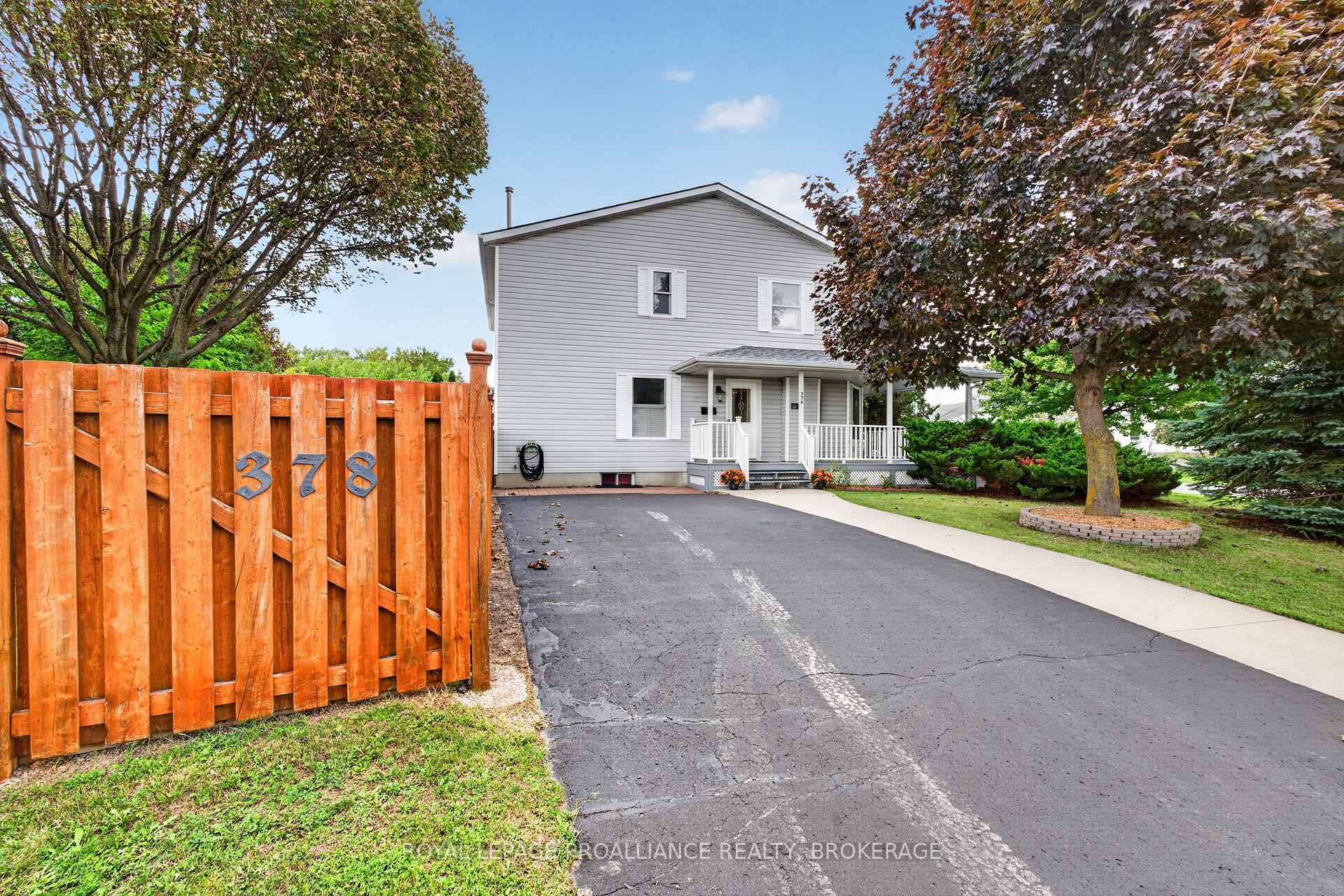 Photo 4 of 378 Waterloo Drive, Kingston, East Gardiners Rd — HOMEH