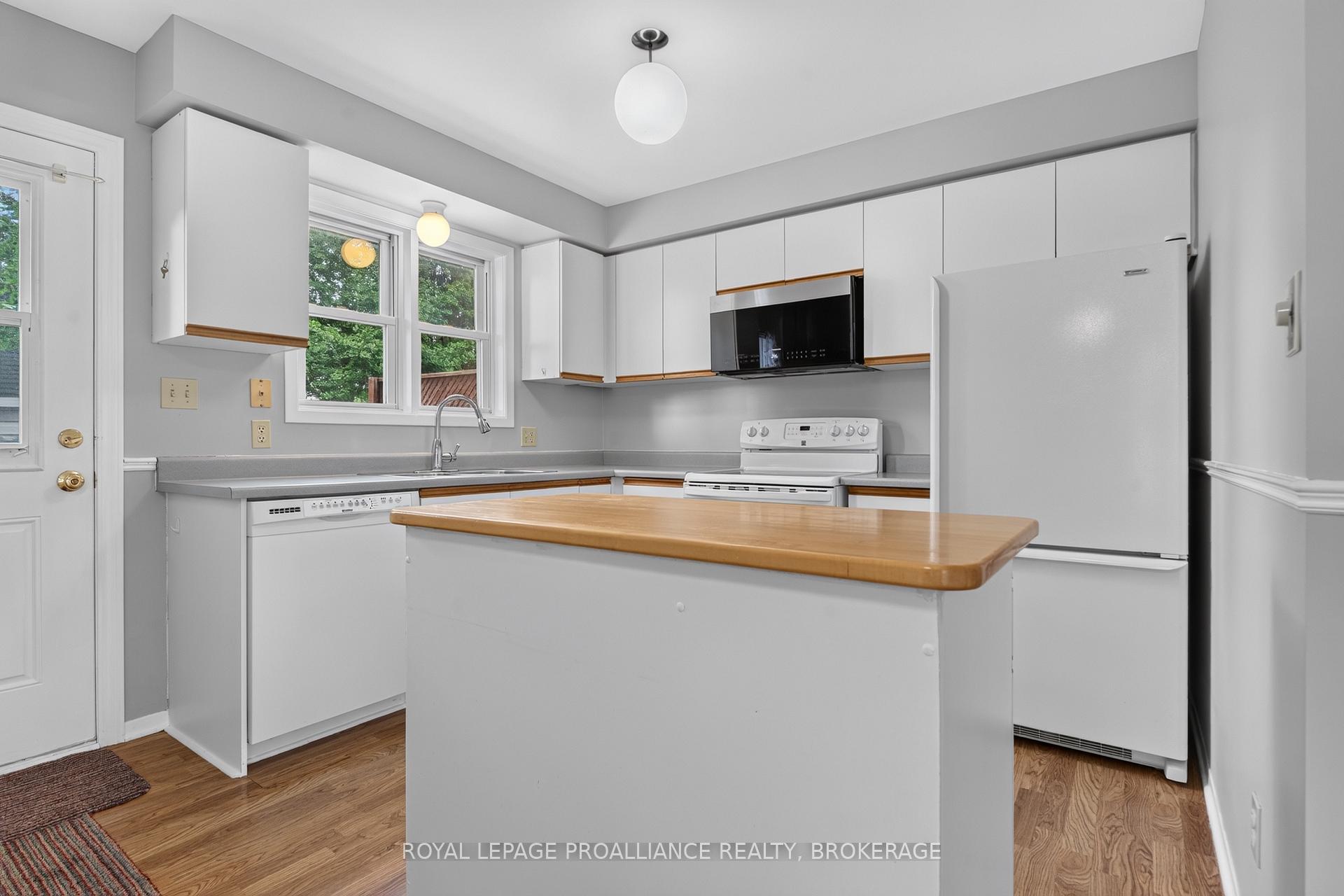 Photo 23 of 378 Waterloo Drive, Kingston, East Gardiners Rd — HOMEH