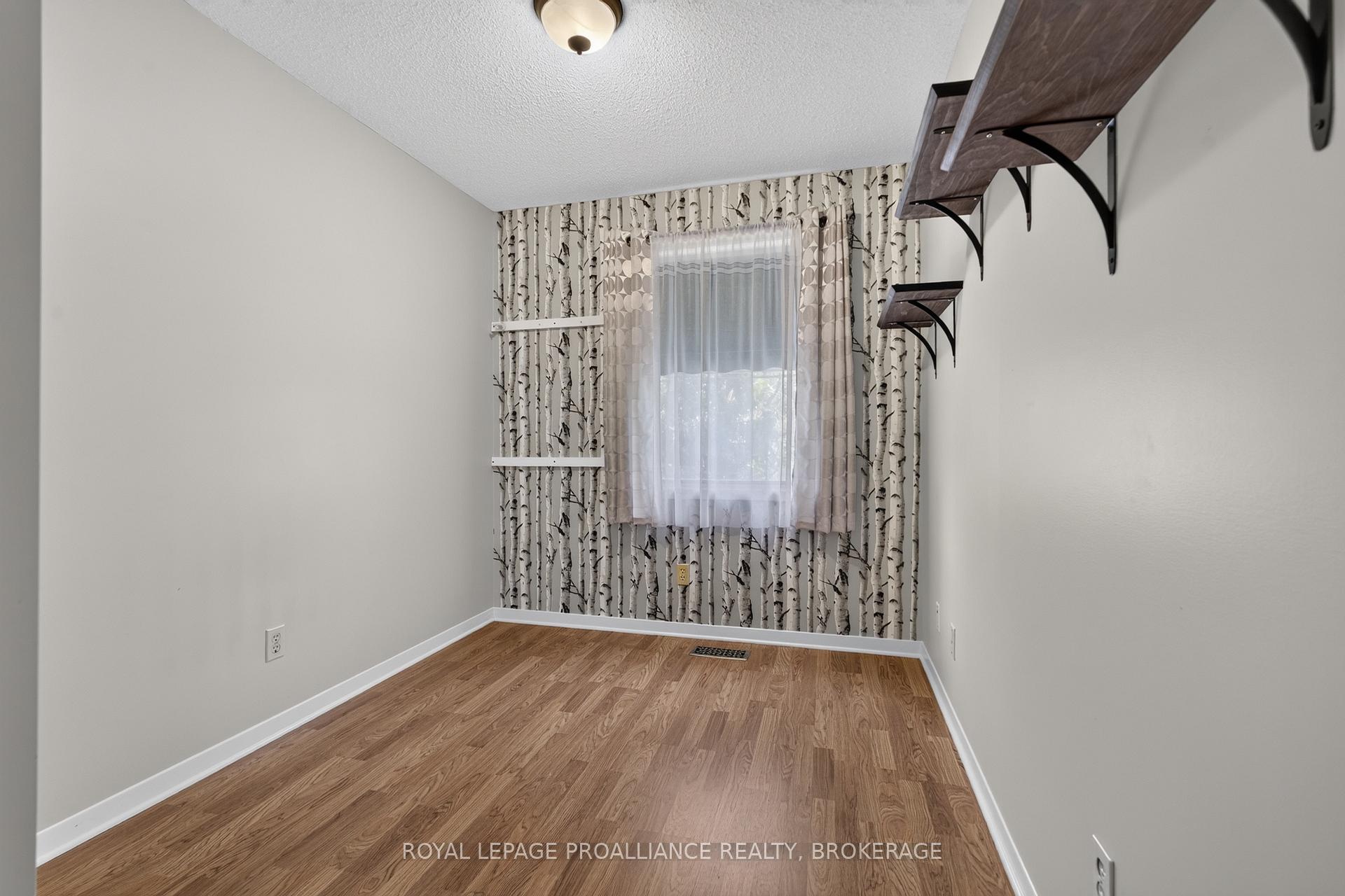 Photo 33 of 378 Waterloo Drive, Kingston, East Gardiners Rd — HOMEH