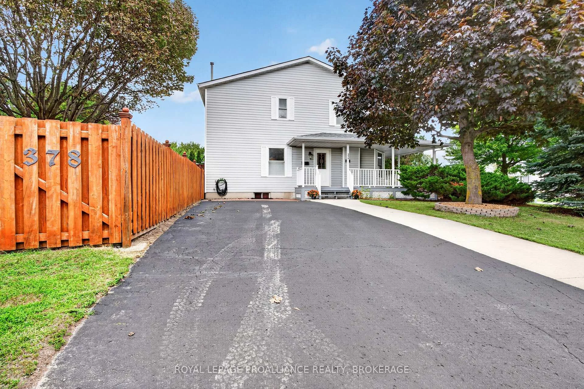 Photo 2 of 378 Waterloo Drive, Kingston, East Gardiners Rd — HOMEH
