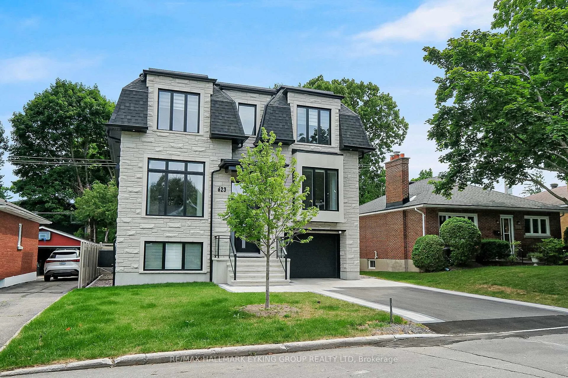 Photo 2 of 623 Rowanwood Avenue, Ottawa, McKellar/Highland — HOMEH