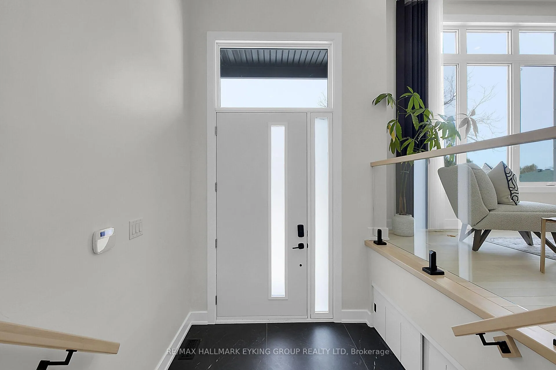 Photo 5 of 623 Rowanwood Avenue, Ottawa, McKellar/Highland — HOMEH