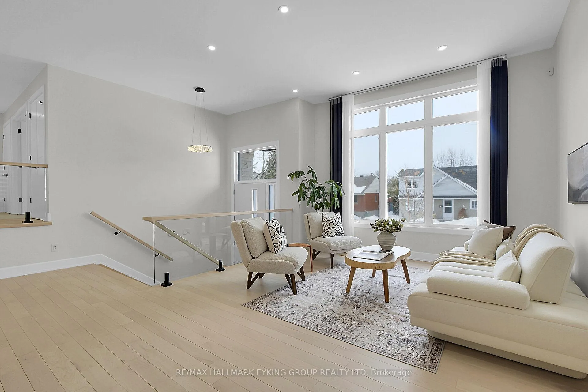 Photo 7 of 623 Rowanwood Avenue, Ottawa, McKellar/Highland — HOMEH