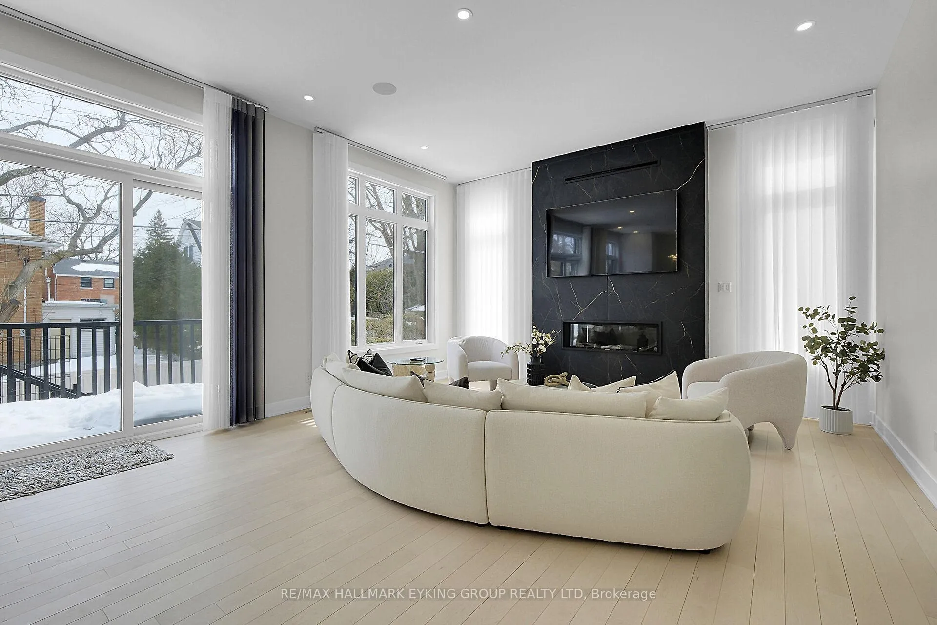 Photo 11 of 623 Rowanwood Avenue, Ottawa, McKellar/Highland — HOMEH