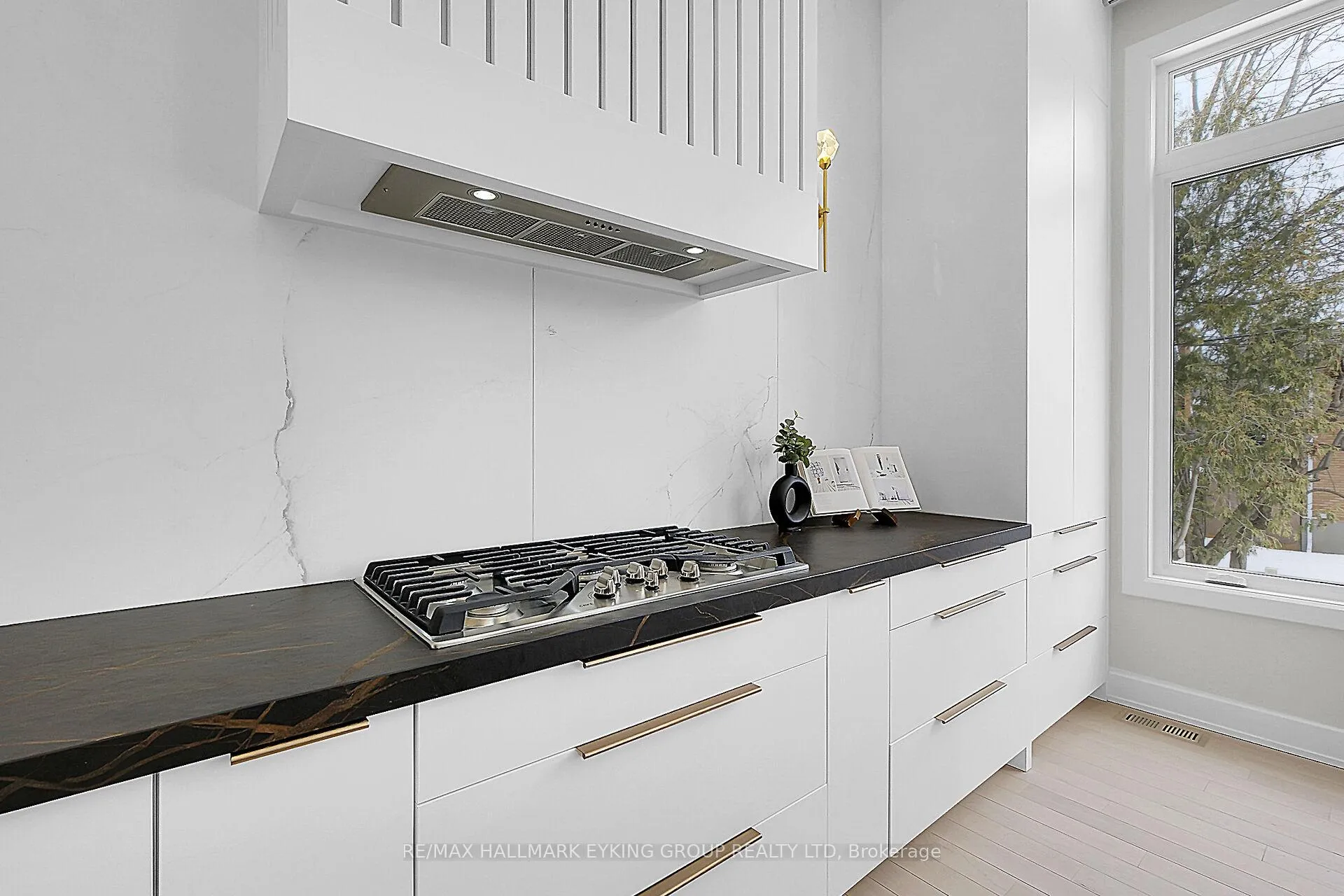 Photo 15 of 623 Rowanwood Avenue, Ottawa, McKellar/Highland — HOMEH