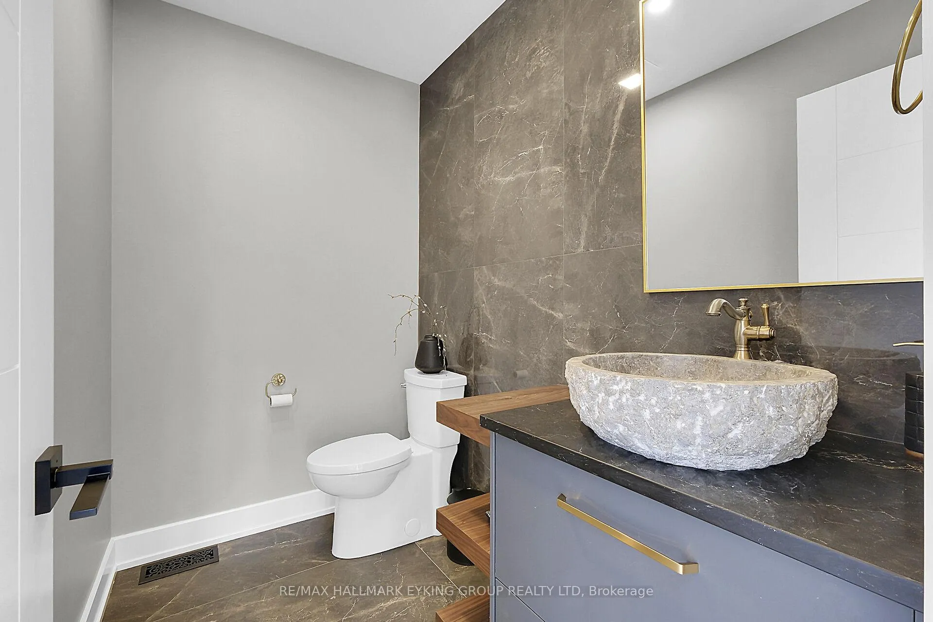 Photo 19 of 623 Rowanwood Avenue, Ottawa, McKellar/Highland — HOMEH