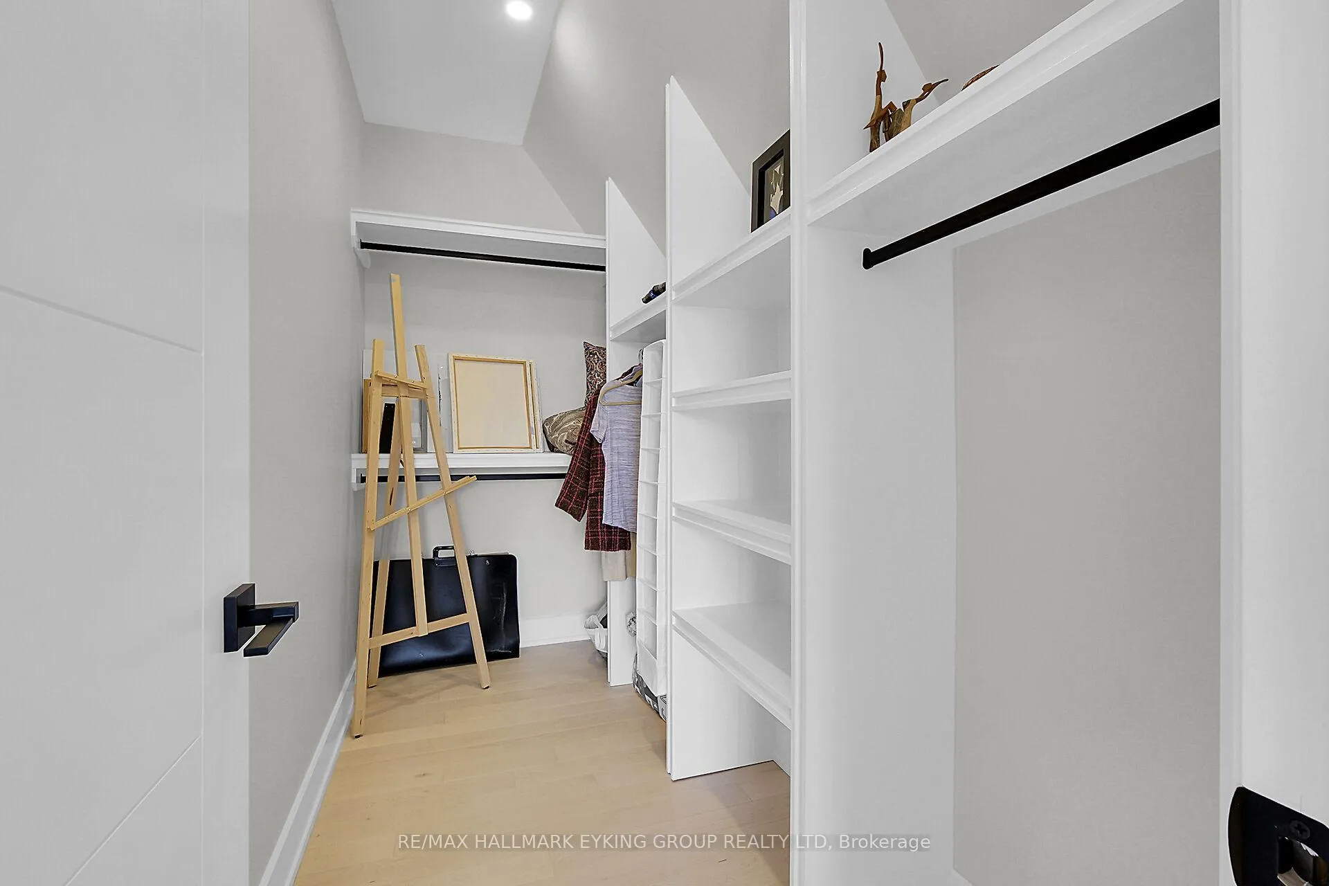 Photo 31 of 623 Rowanwood Avenue, Ottawa, McKellar/Highland — HOMEH