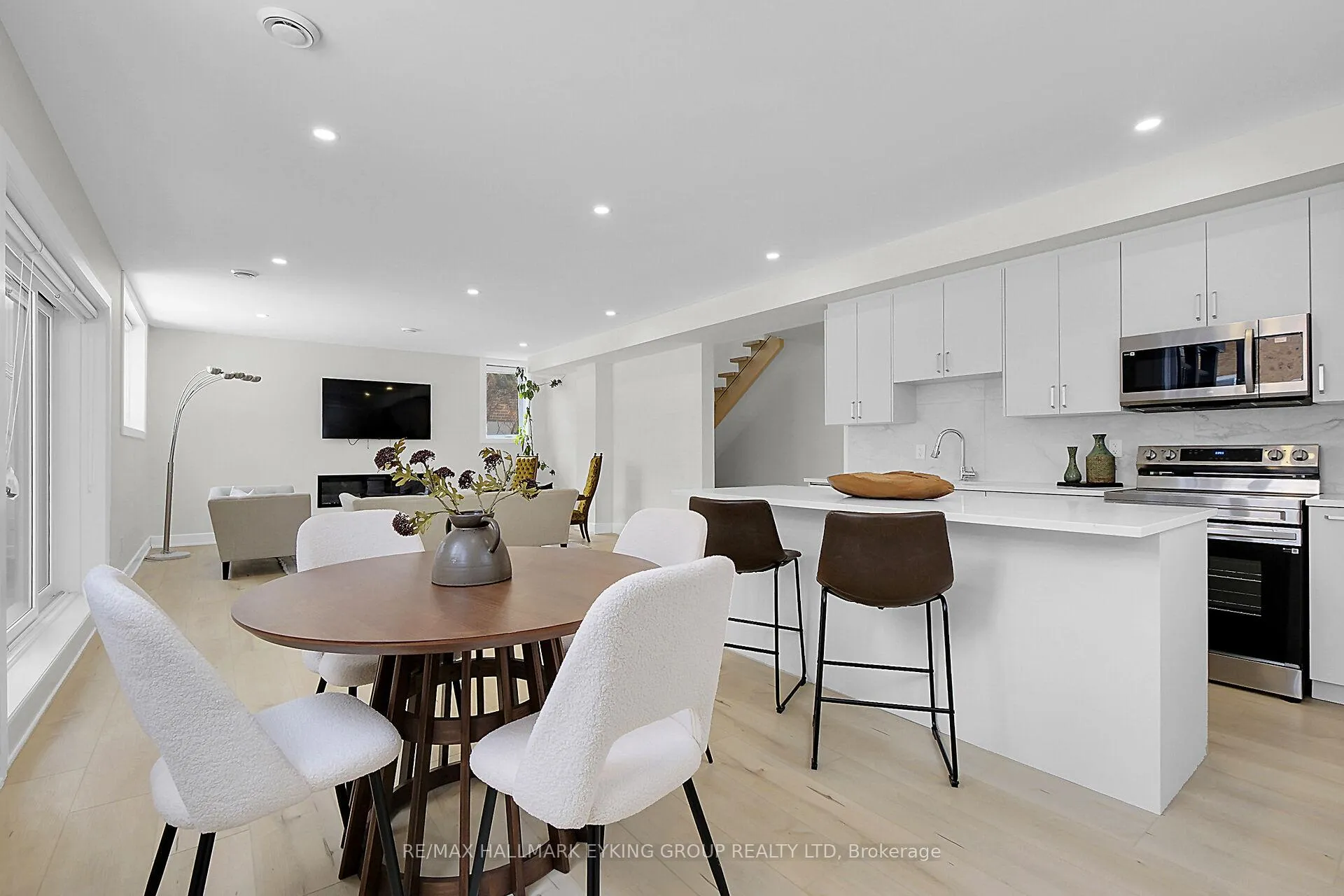 Photo 39 of 623 Rowanwood Avenue, Ottawa, McKellar/Highland — HOMEH