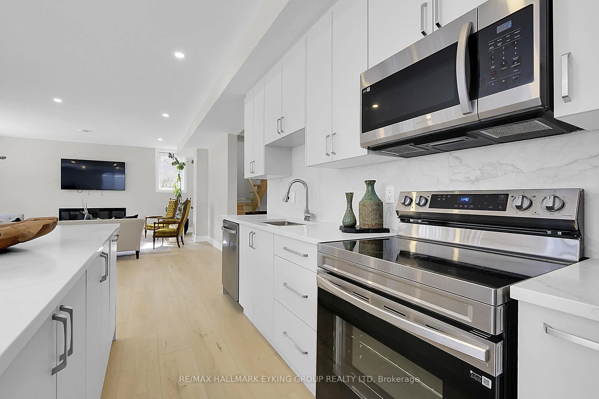 Photo 41 of 623 Rowanwood Avenue, Ottawa, McKellar/Highland — HOMEH