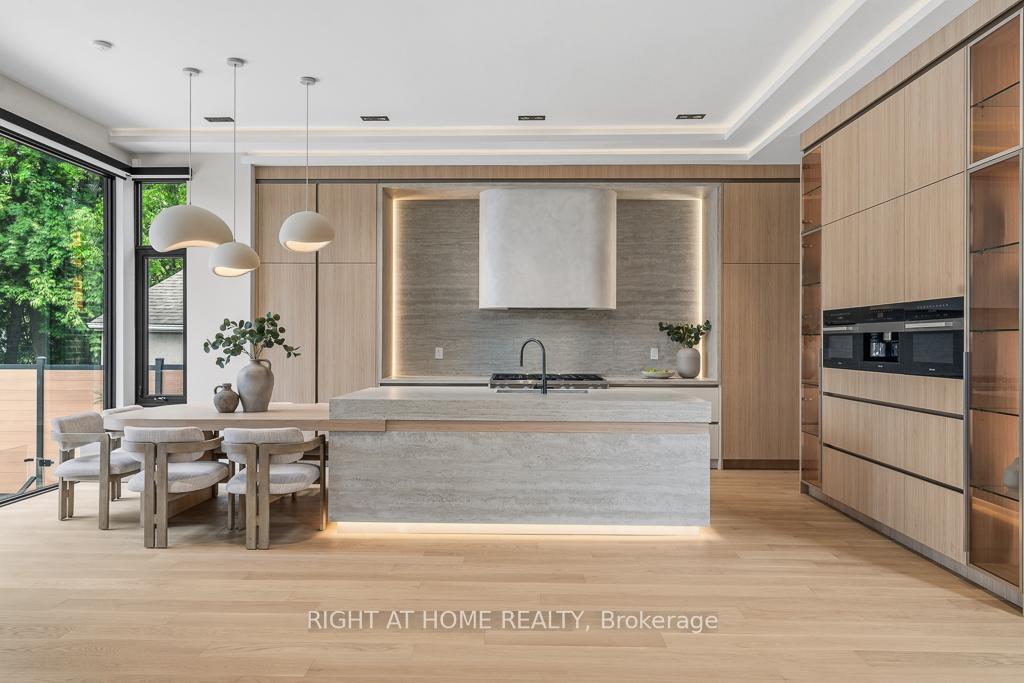 Photo 14 of 77 Walder Avenue, North York, Bridle Path-Sunnybrook-York Mills — HOMEH
