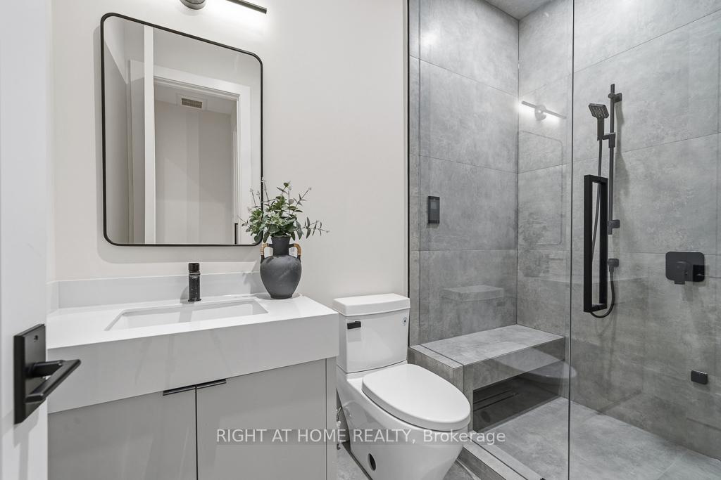 Photo 41 of 77 Walder Avenue, North York, Bridle Path-Sunnybrook-York Mills — HOMEH
