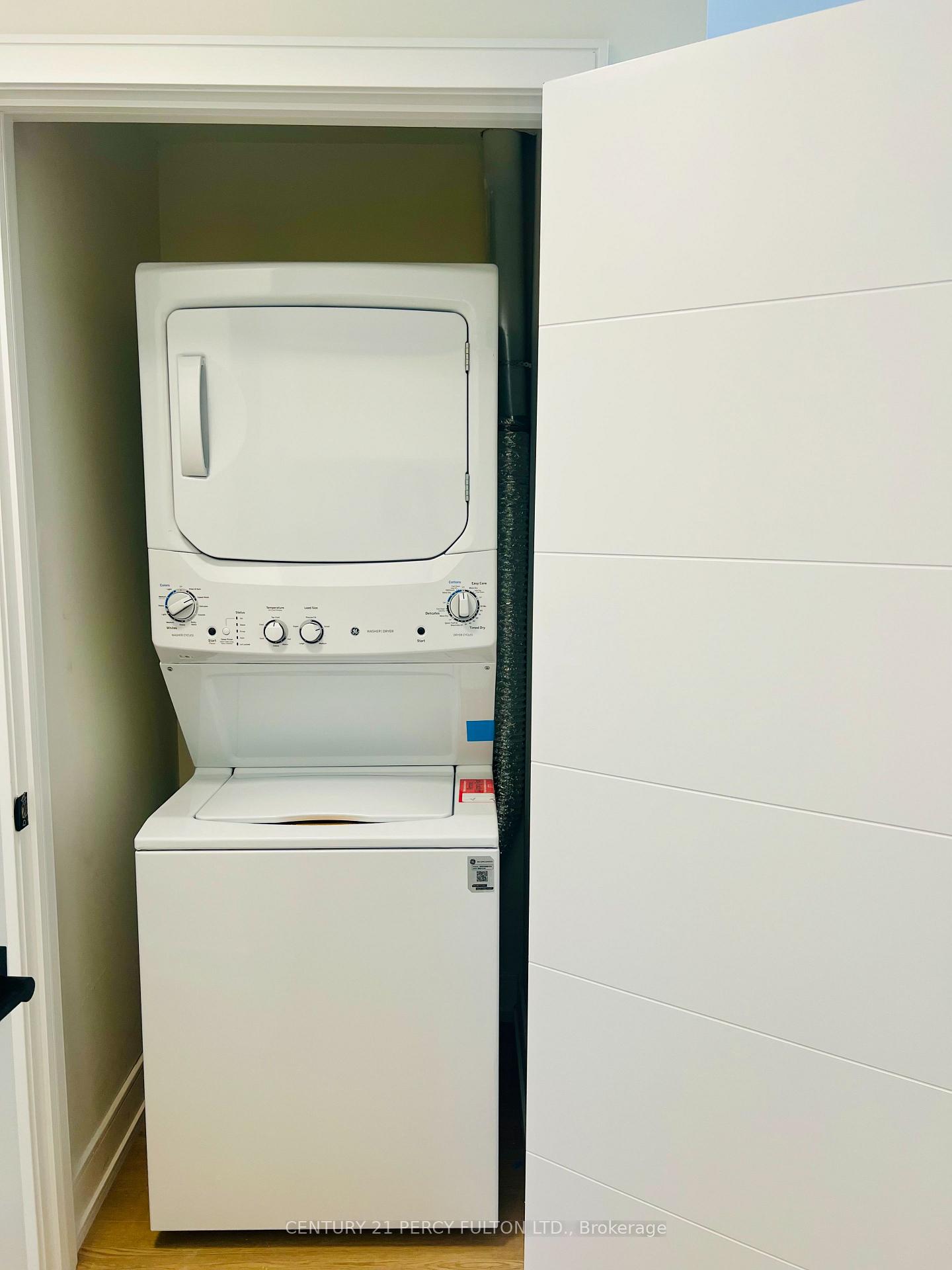 Photo 17 of Unit 17, 854 Doon Village Road W, Kitchener, Pioneer Park — HOMEH