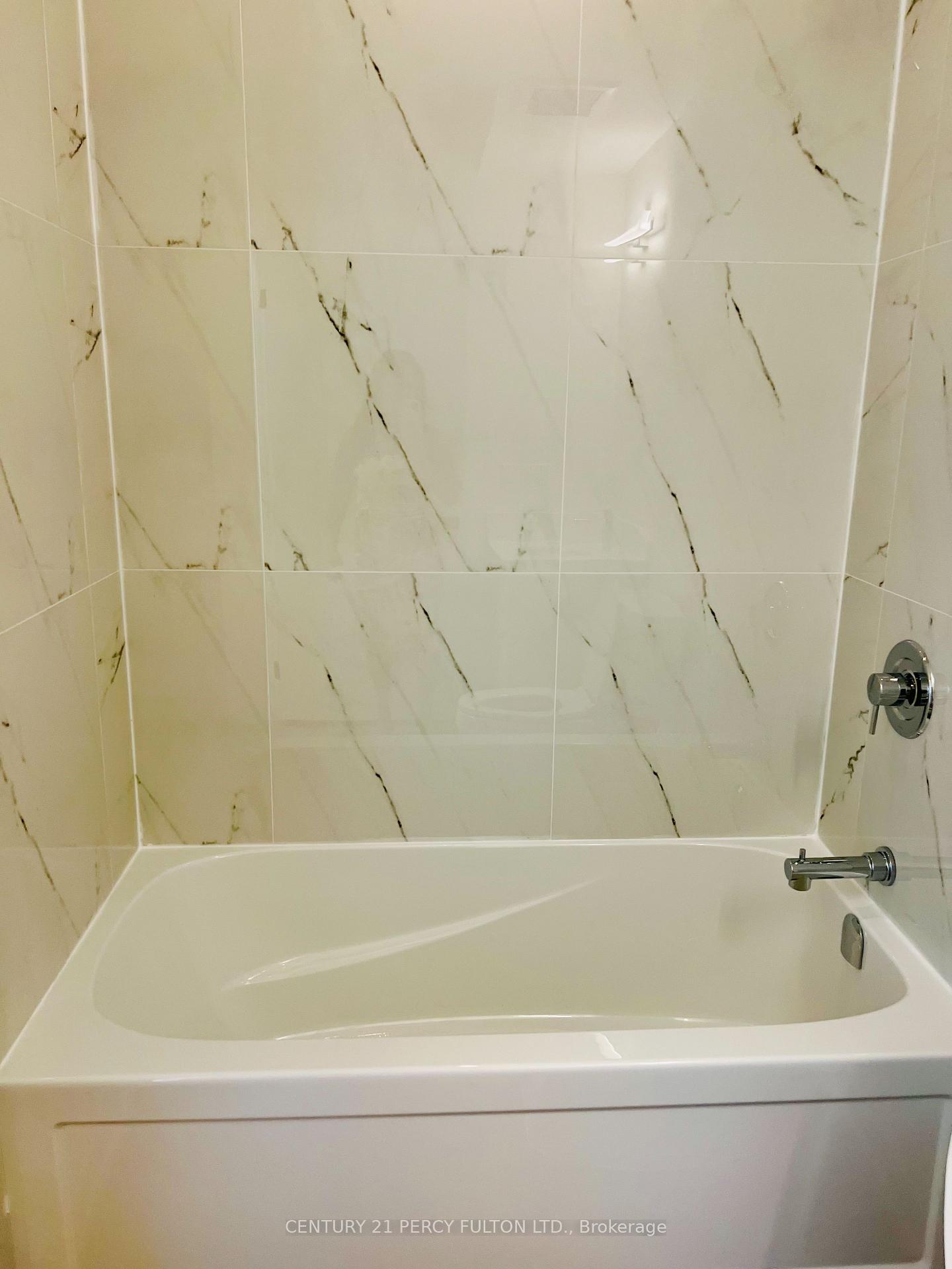 Photo 18 of Unit 17, 854 Doon Village Road W, Kitchener, Pioneer Park — HOMEH