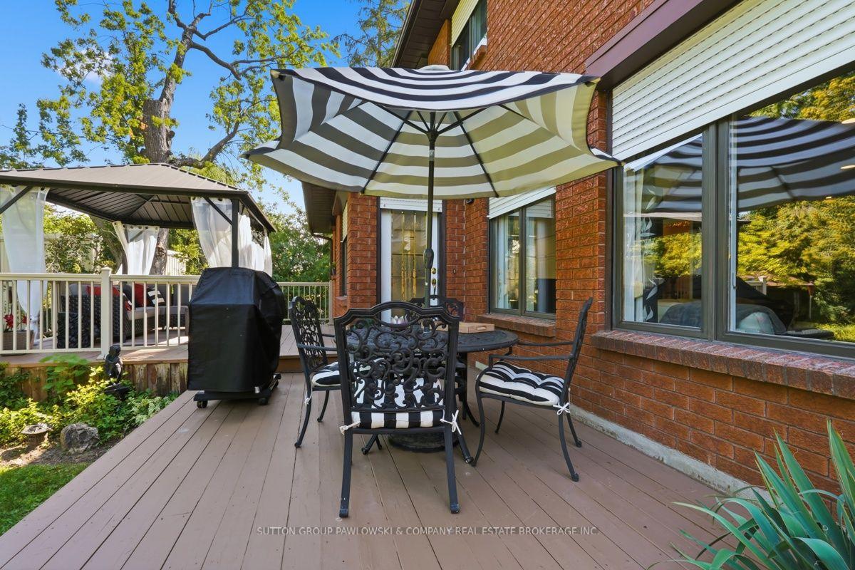 Photo 54 of 80 Carnegie Lane, London, South P — HOMEH