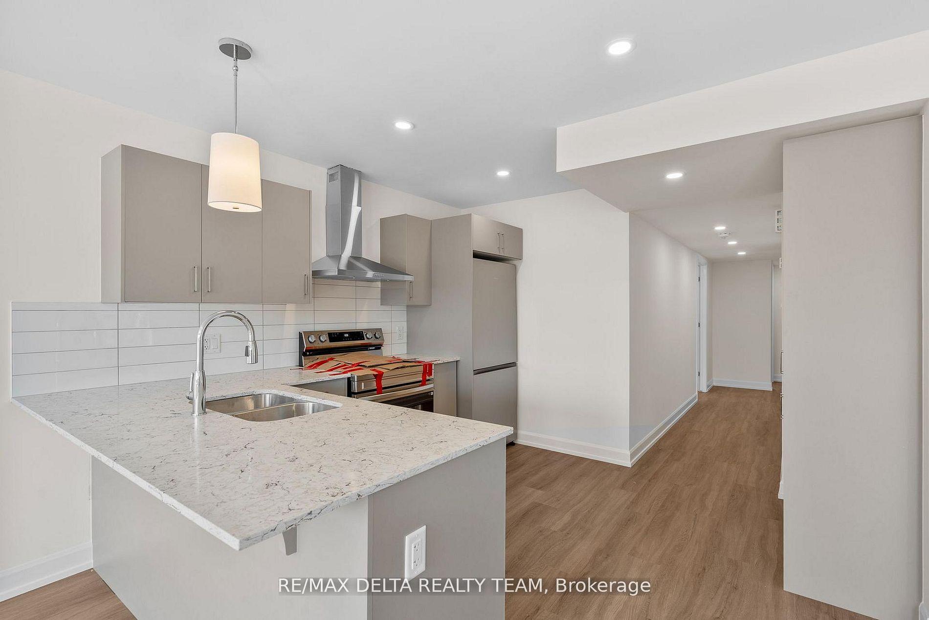 Photo 8 of Unit 3, 77A Granton Avenue, Ottawa, Meadowlands/St. Claire Gardens — HOMEH