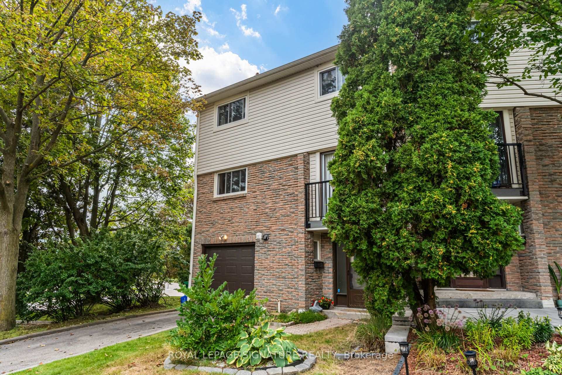 Photo of Unit 16, 7251 Copenhagen Road