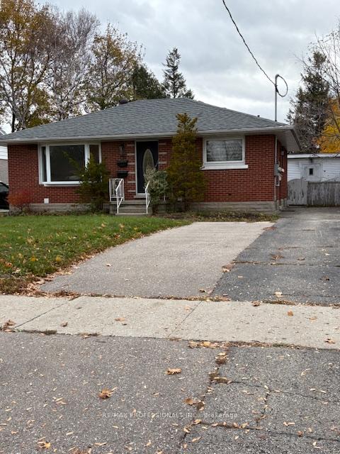 Photo of Unit Lower, 139 Byron Avenue