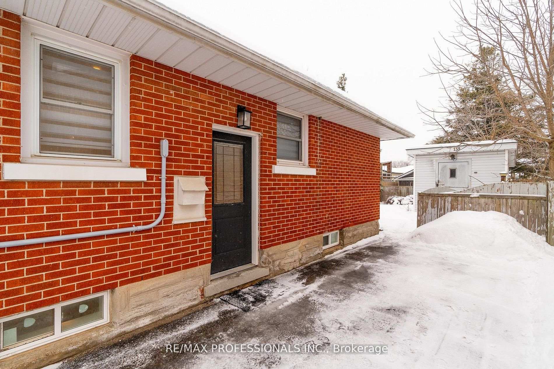 Photo 2 of Unit Lower, 139 Byron Avenue, Kitchener, Vanier - Kitchener — HOMEH