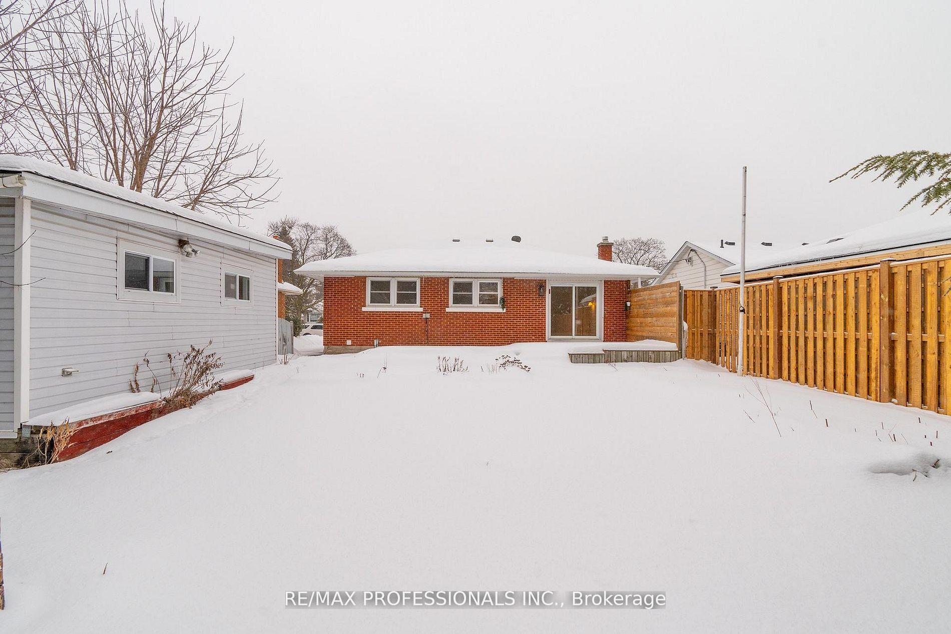 Photo 21 of Unit Lower, 139 Byron Avenue, Kitchener, Vanier - Kitchener — HOMEH