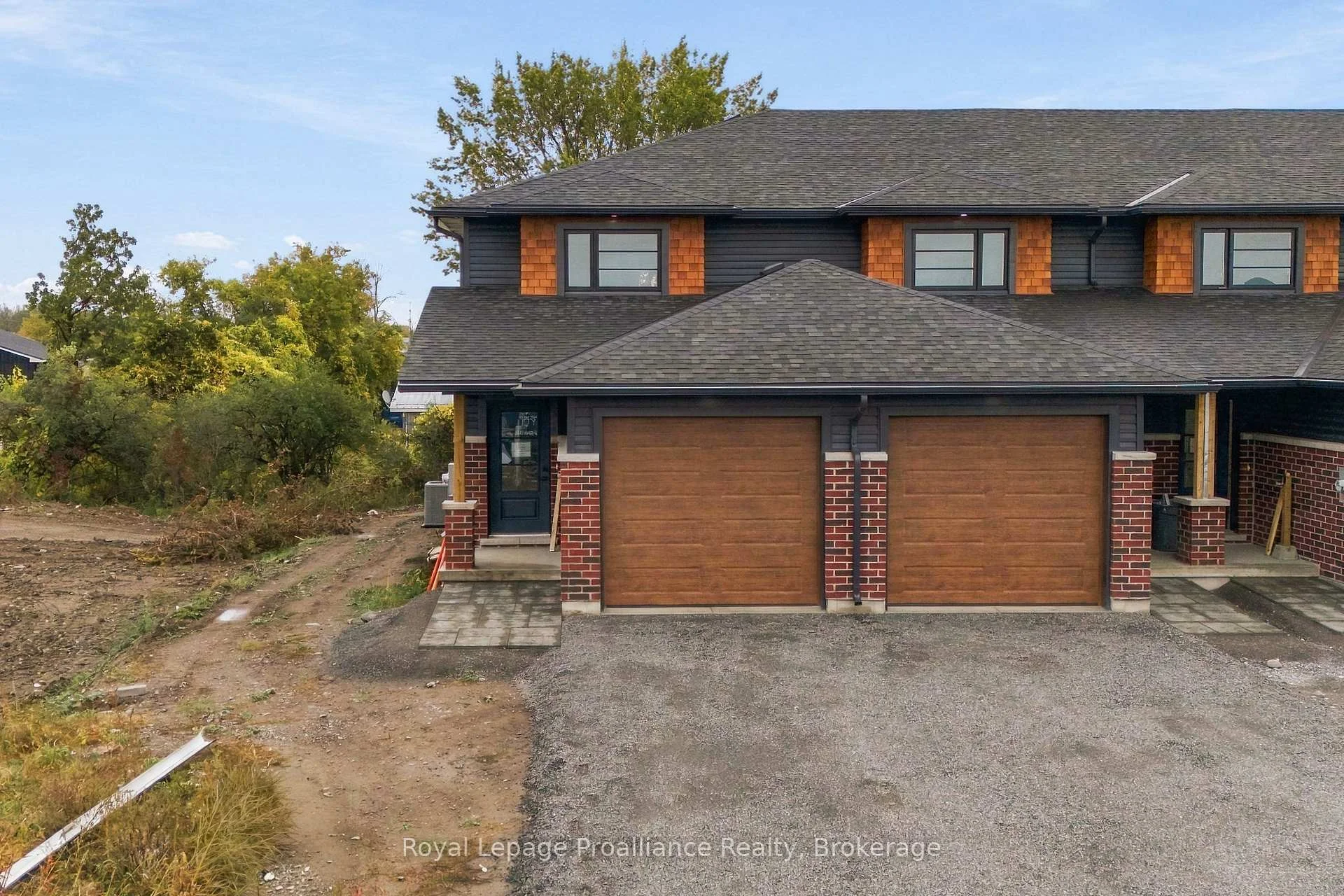 Photo 3 of 75 Cousins Crescent, Belleville, Belleville Ward — HOMEH