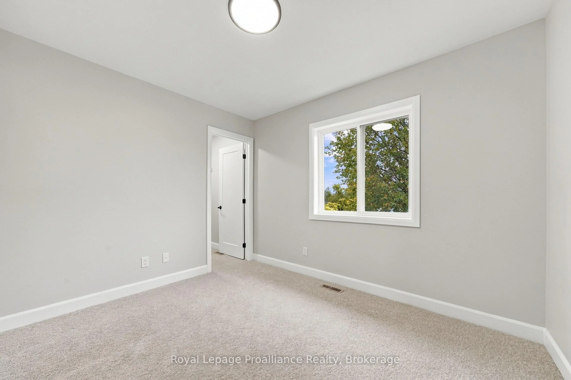 Photo 21 of 75 Cousins Crescent, Belleville, Belleville Ward — HOMEH