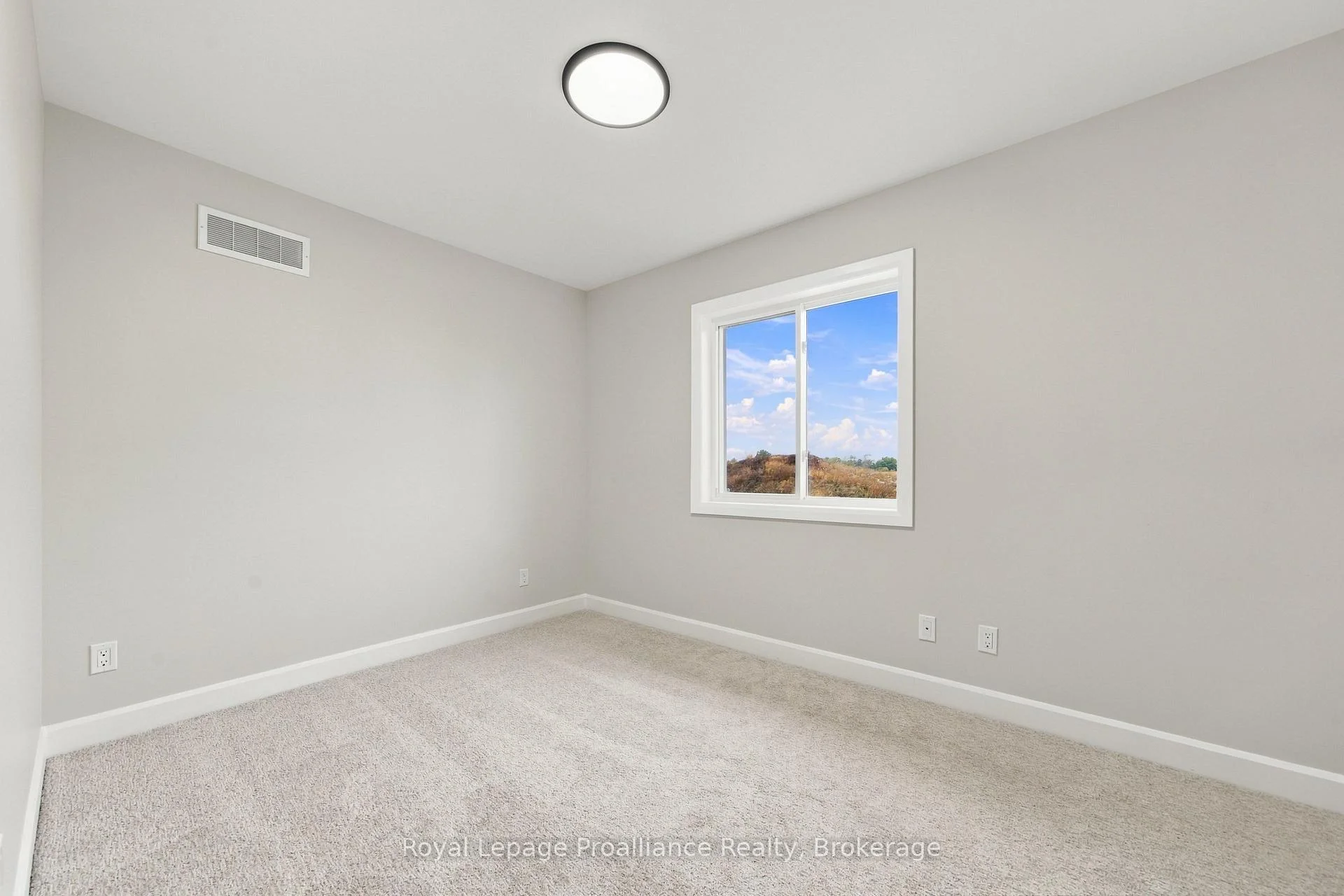 Photo 28 of 75 Cousins Crescent, Belleville, Belleville Ward — HOMEH