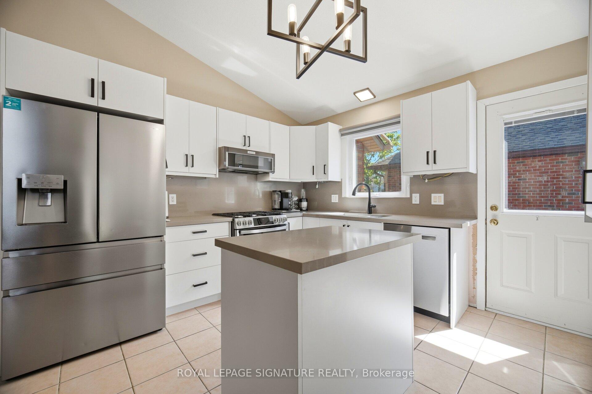 Photo 19 of 5122 Meadowood Lane, Lincoln, Beamsville — HOMEH