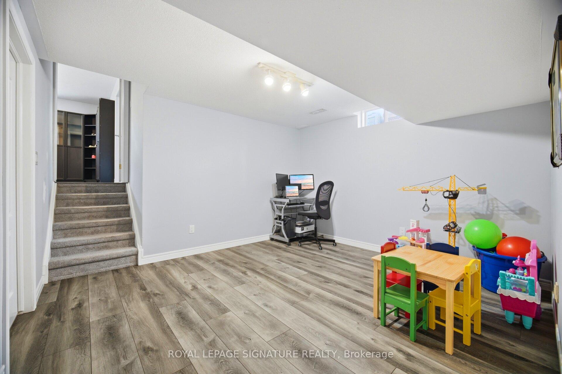 Photo 38 of 5122 Meadowood Lane, Lincoln, Beamsville — HOMEH