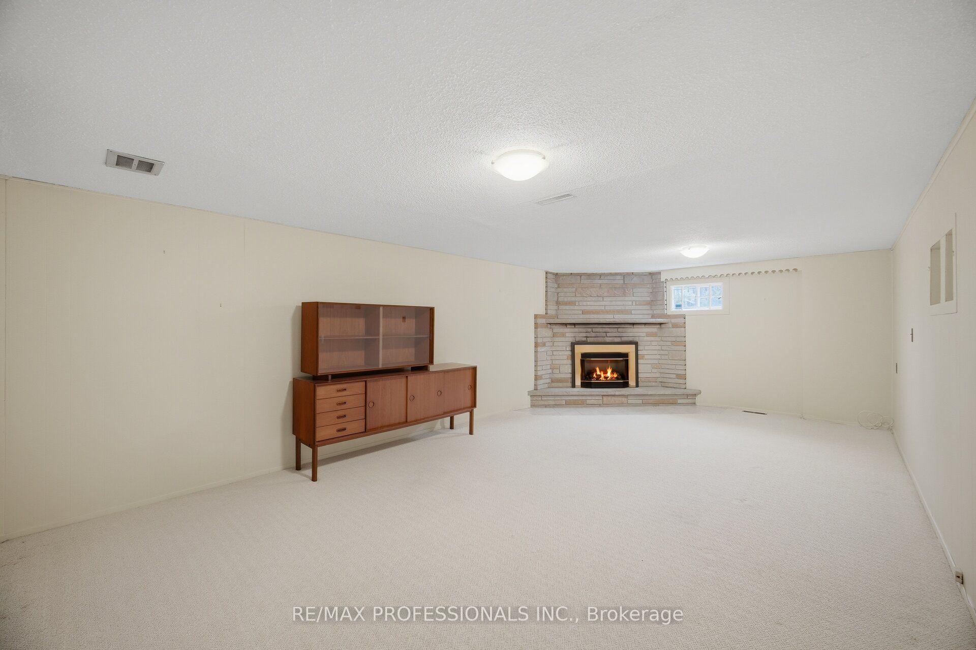 Photo 27 of 147 Chapman Road, Etobicoke, Humber Heights — HOMEH