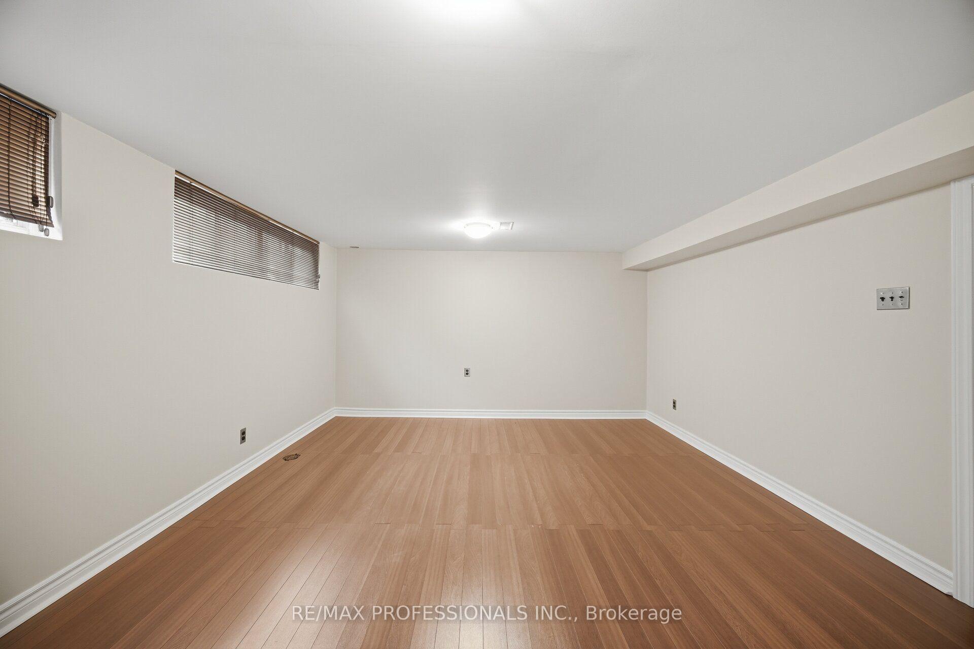 Photo 30 of 147 Chapman Road, Etobicoke, Humber Heights — HOMEH