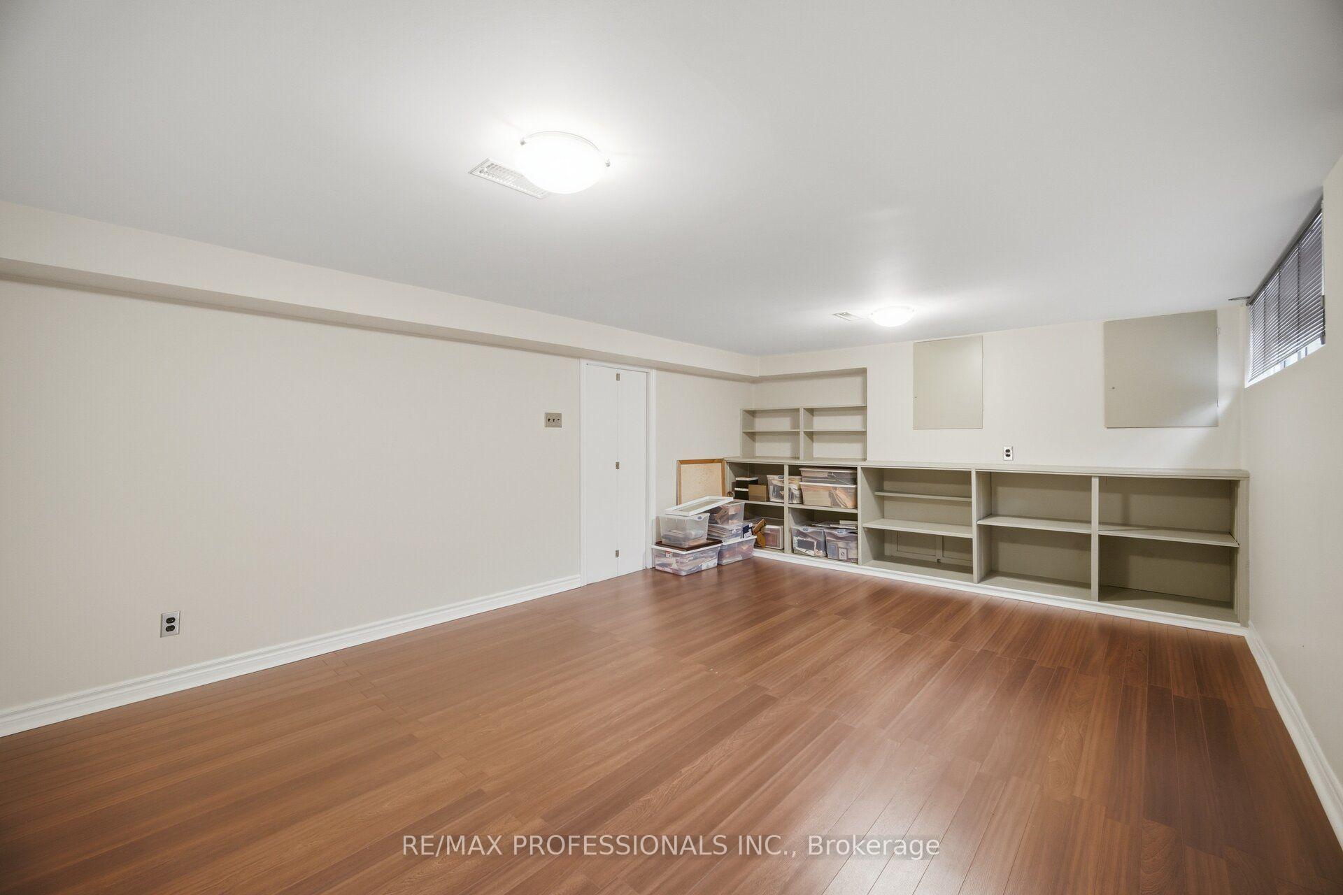 Photo 32 of 147 Chapman Road, Etobicoke, Humber Heights — HOMEH