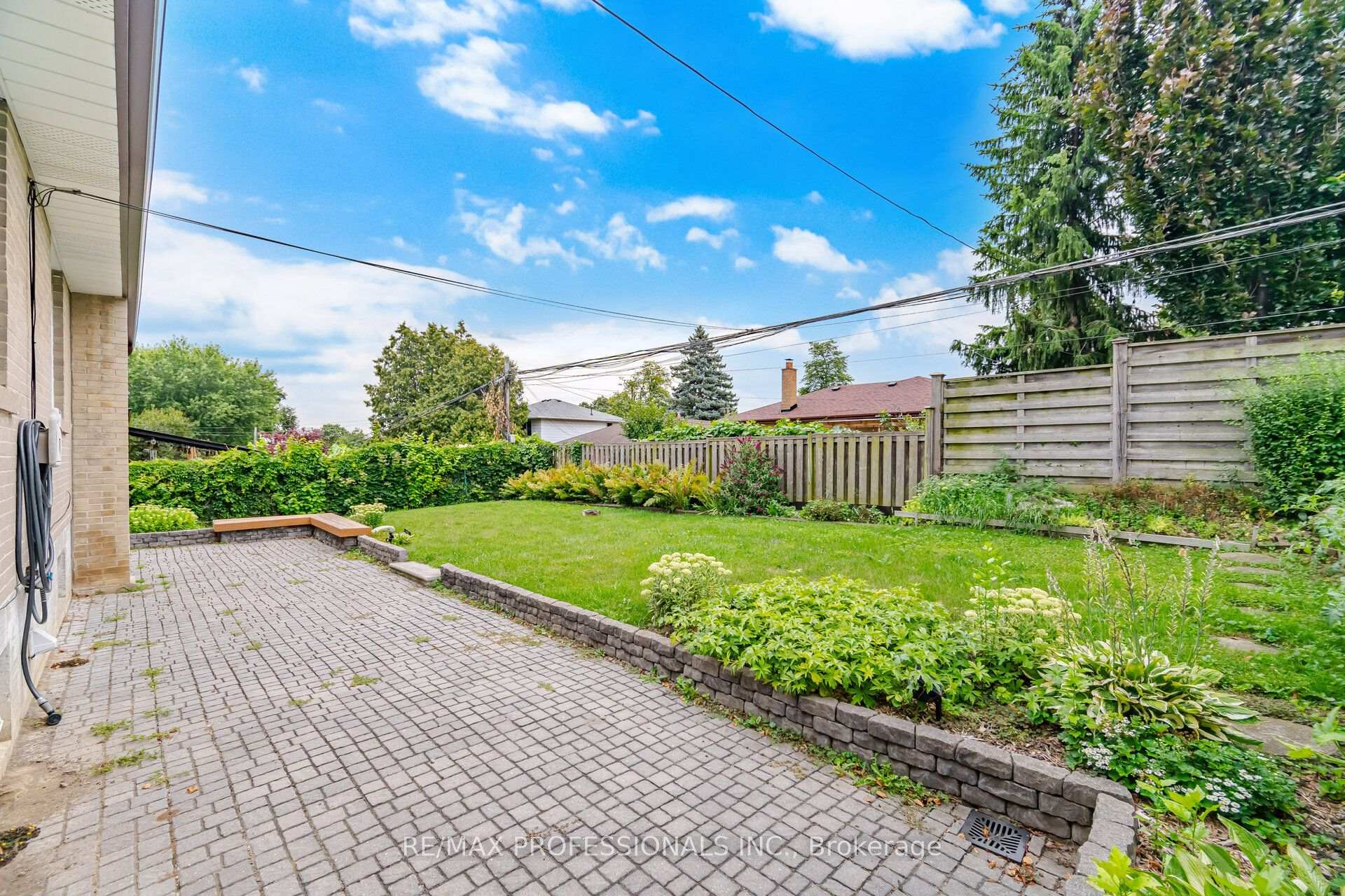 Photo 37 of 147 Chapman Road, Etobicoke, Humber Heights — HOMEH