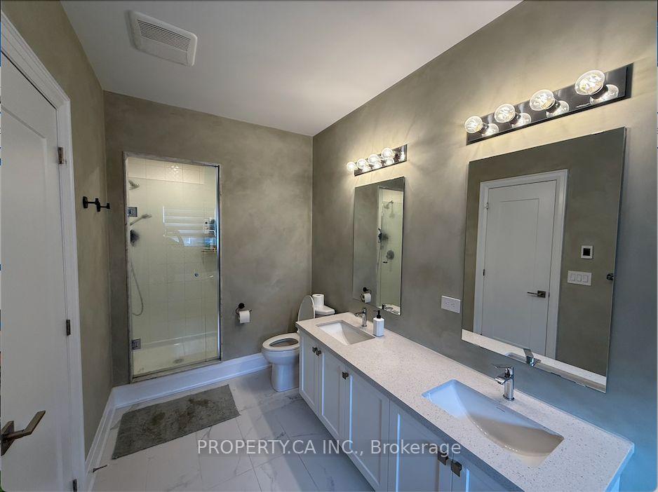 Photo 14 of 15 Schmeltzer Crescent, Richmond Hill, Rural Richmond Hill — HOMEH