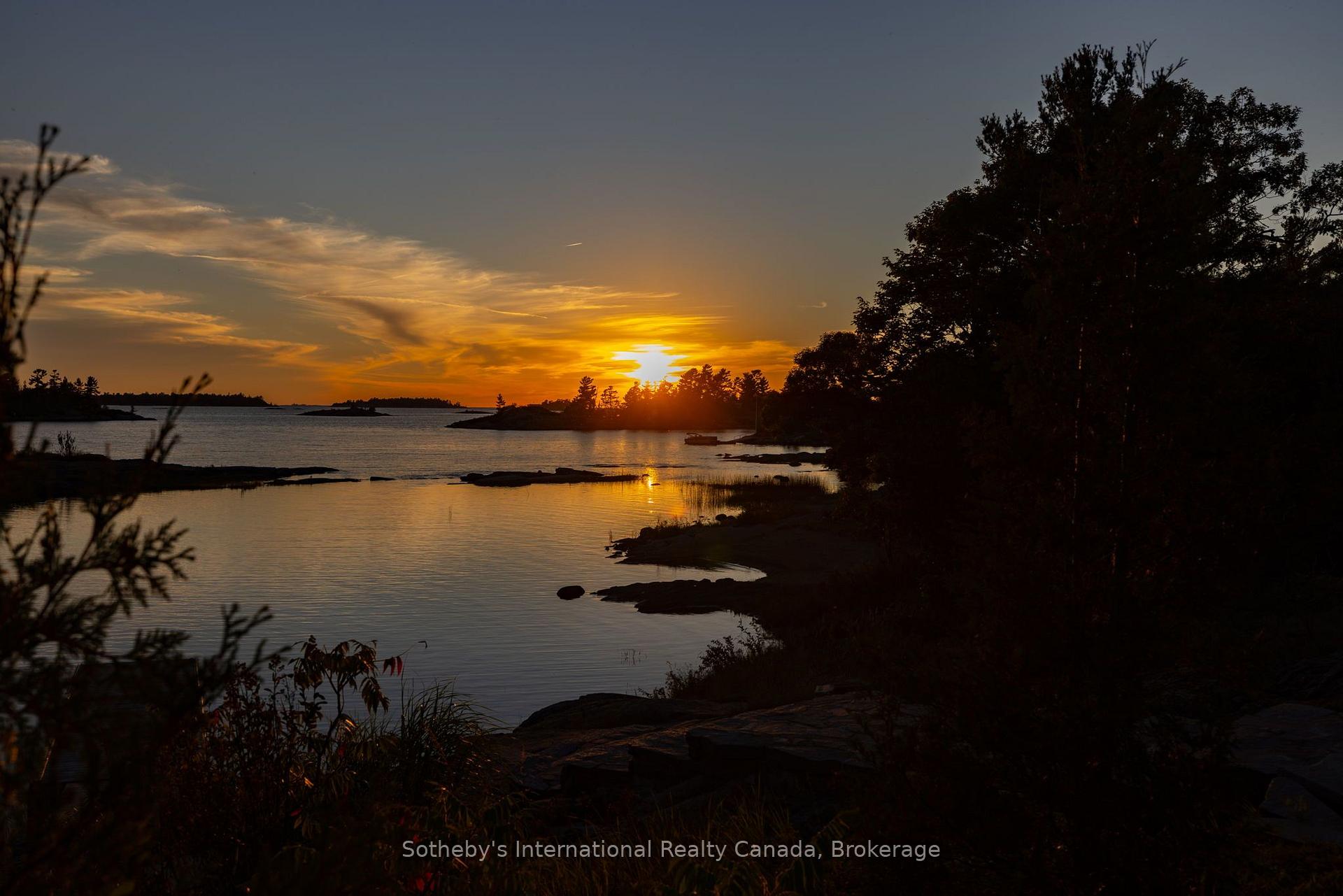 Photo 8 of 15 Janet Lane, Carling — HOMEH