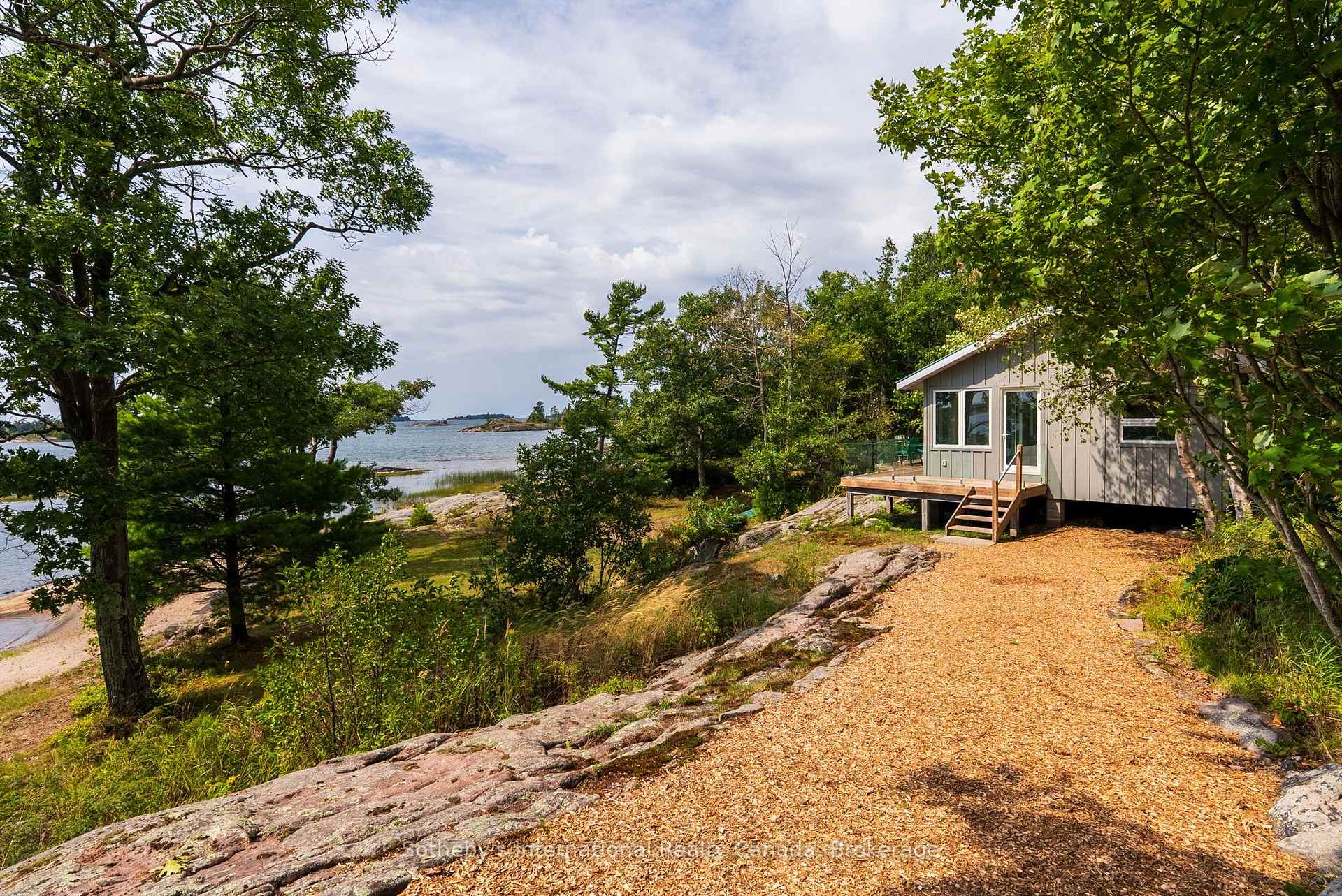Photo 10 of 15 Janet Lane, Carling — HOMEH