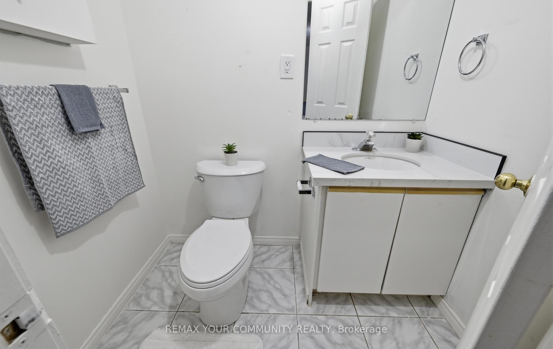 Photo 37 of 1554 Saugeen Drive, Pickering, Amberlea — HOMEH
